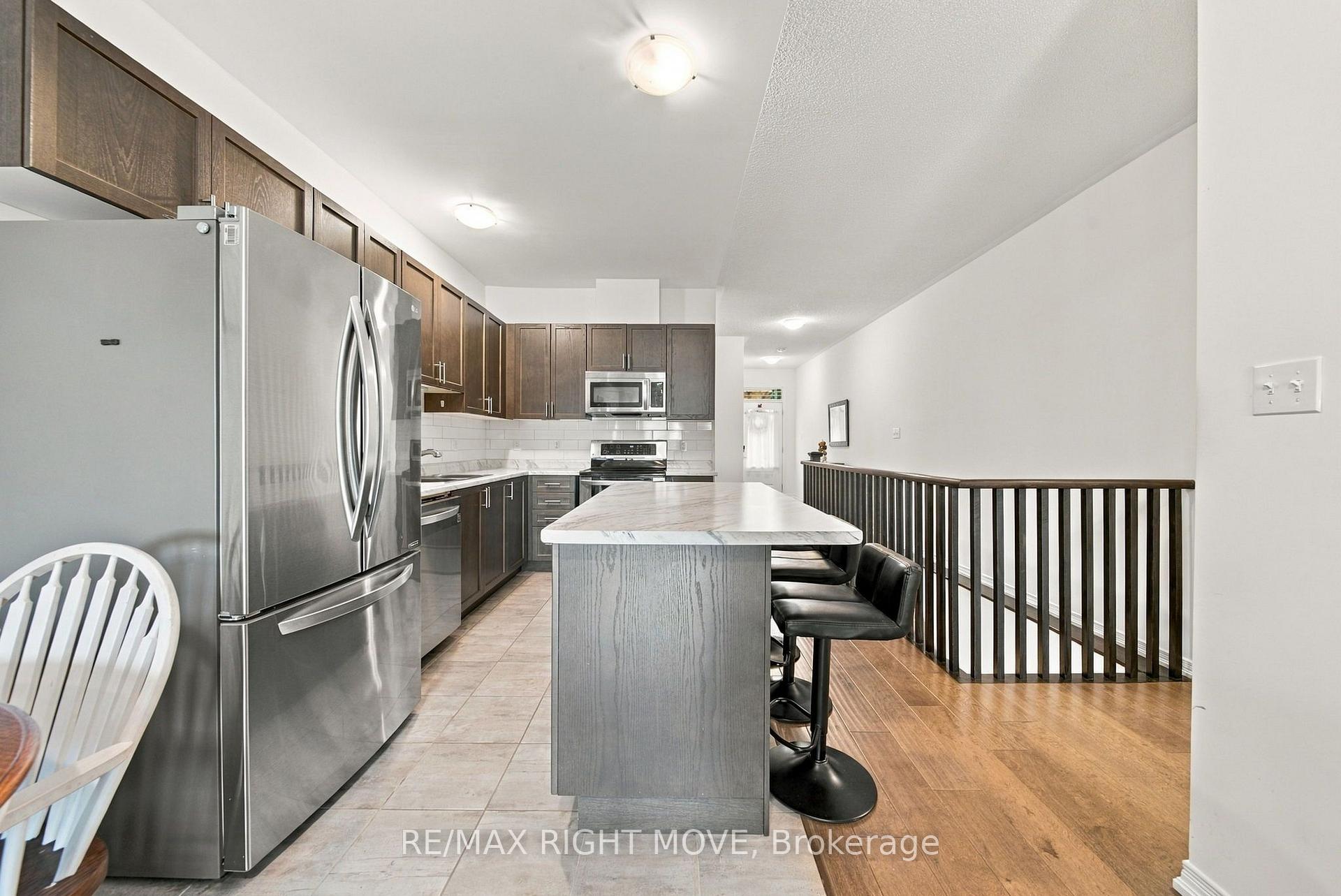 Photo 18 of 127 Isabella Drive, Orillia — HOMEH