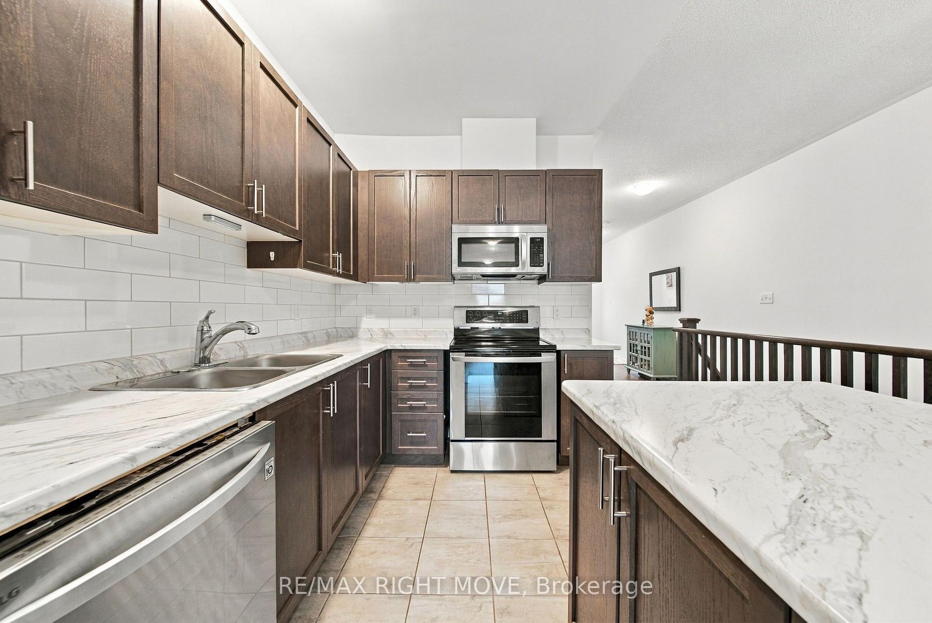 Photo 23 of 127 Isabella Drive, Orillia — HOMEH