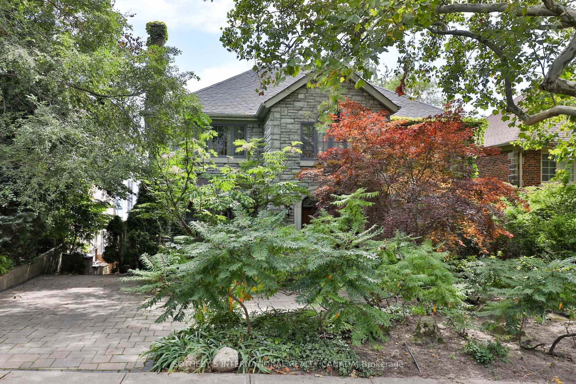 Photo 5 of 17 Wembley Road, Toronto, Forest Hill North — HOMEH