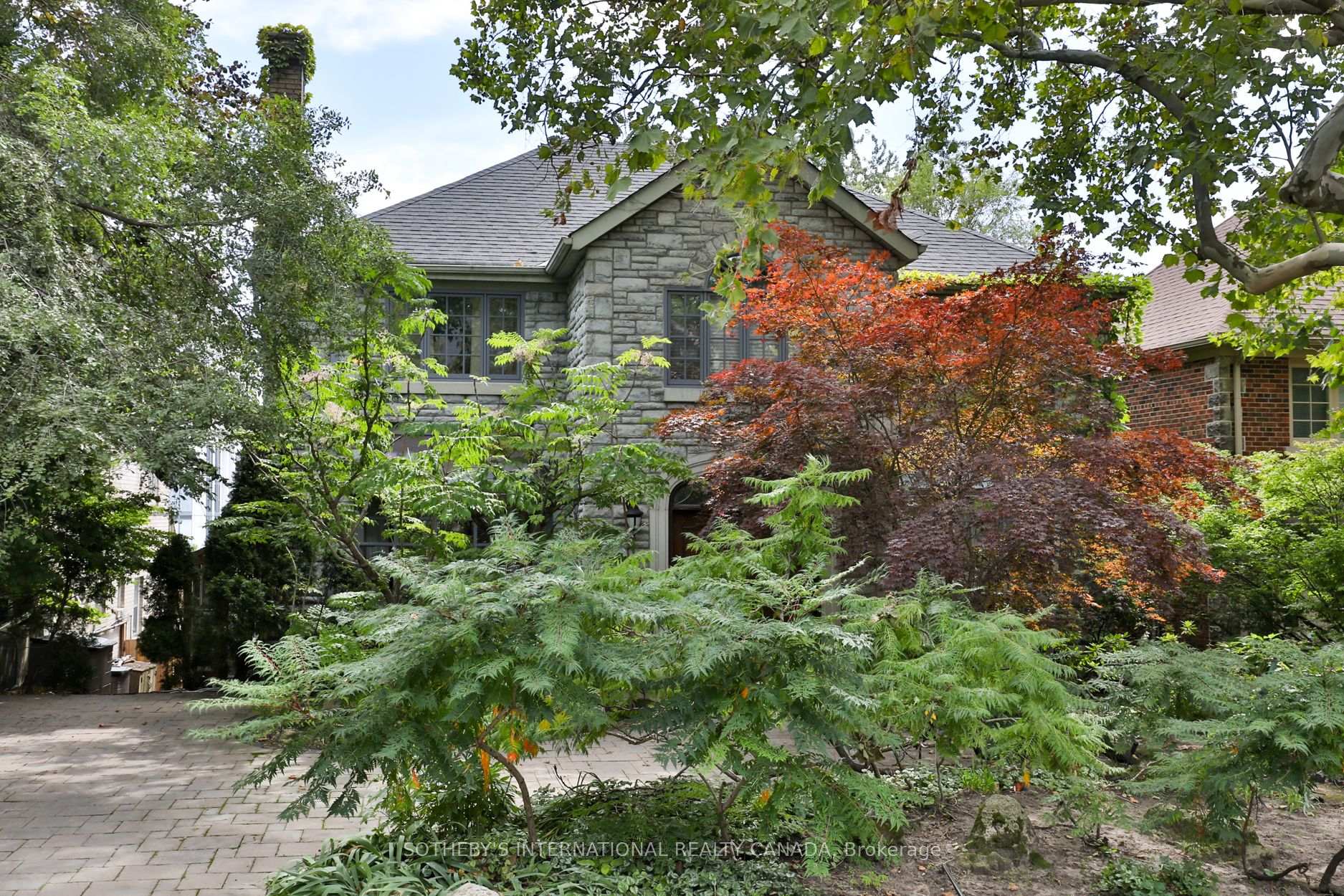 Photo 6 of 17 Wembley Road, Toronto, Forest Hill North — HOMEH