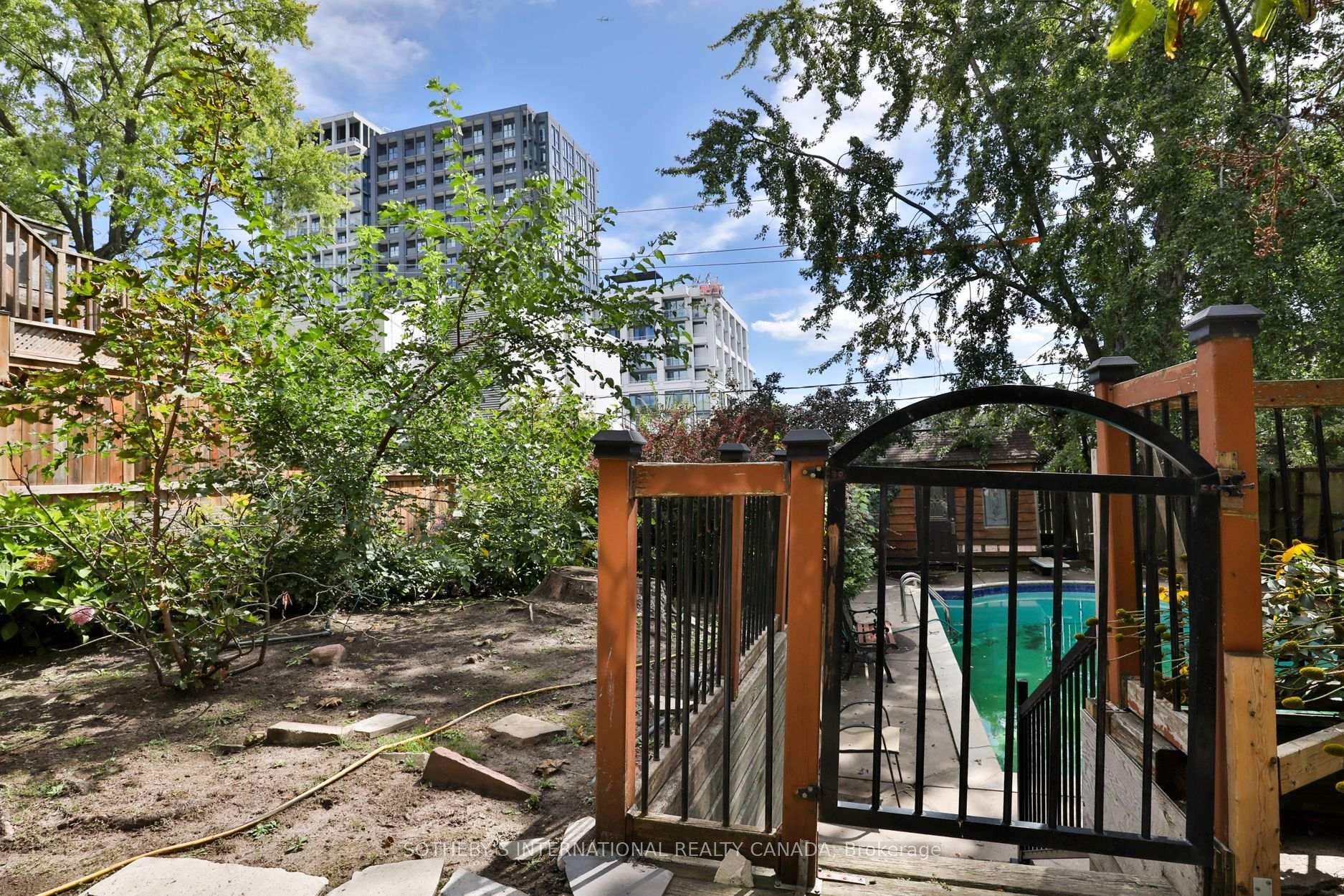Photo 9 of 17 Wembley Road, Toronto, Forest Hill North — HOMEH