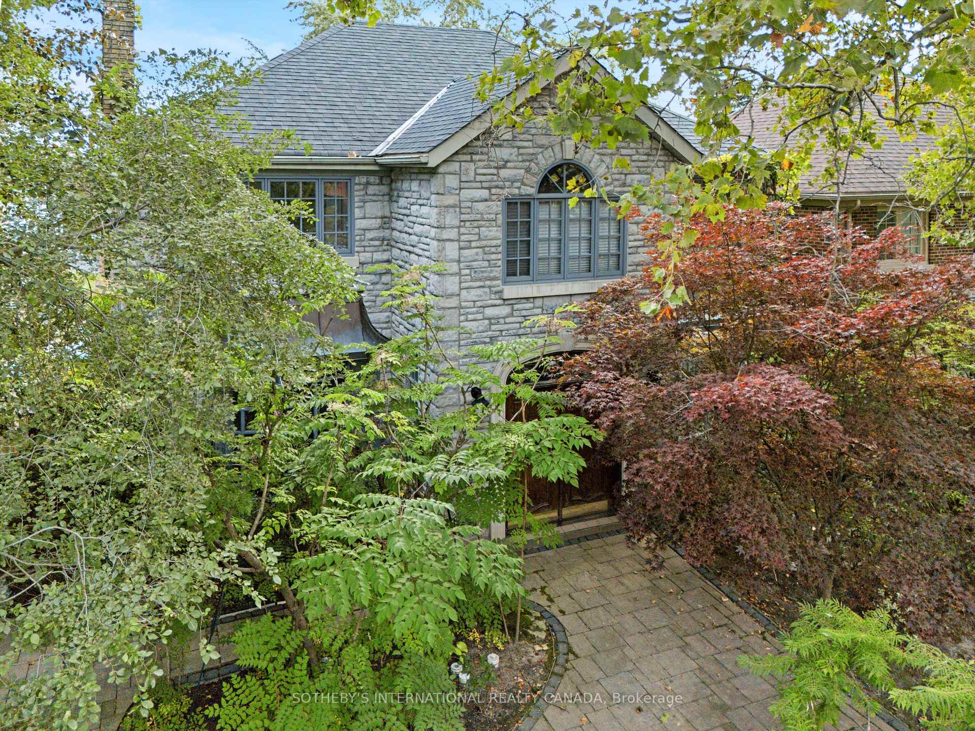 Photo 21 of 17 Wembley Road, Toronto, Forest Hill North — HOMEH