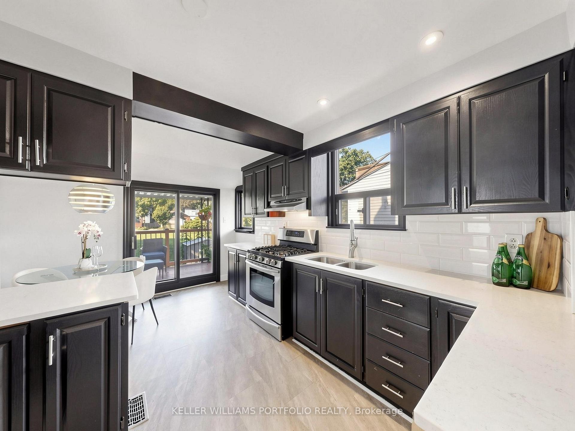 Photo 16 of 48 Hiltz Avenue, Toronto, South Riverdale — HOMEH