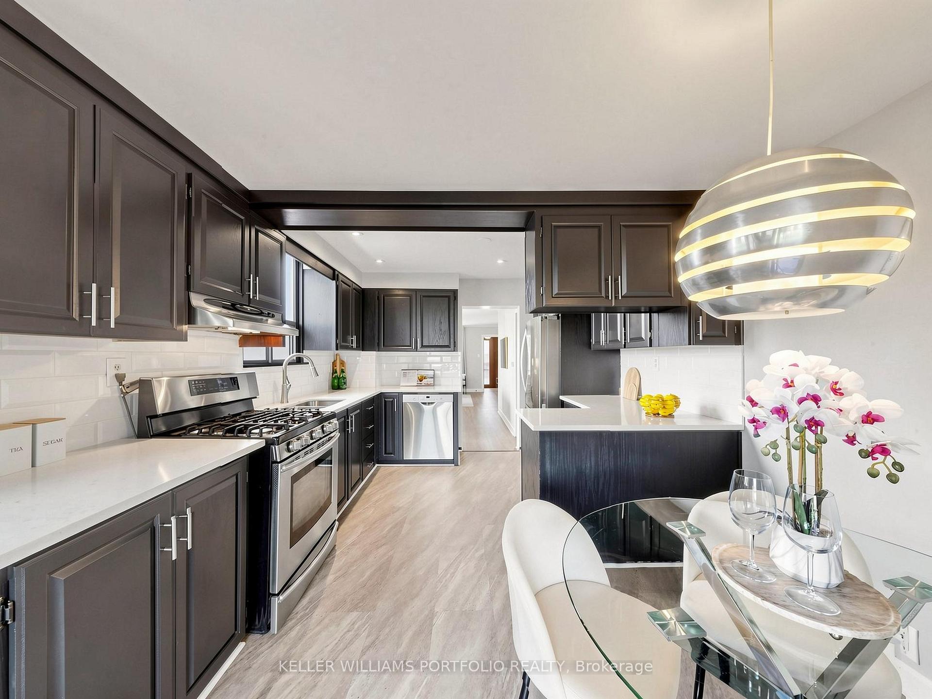 Photo 23 of 48 Hiltz Avenue, Toronto, South Riverdale — HOMEH