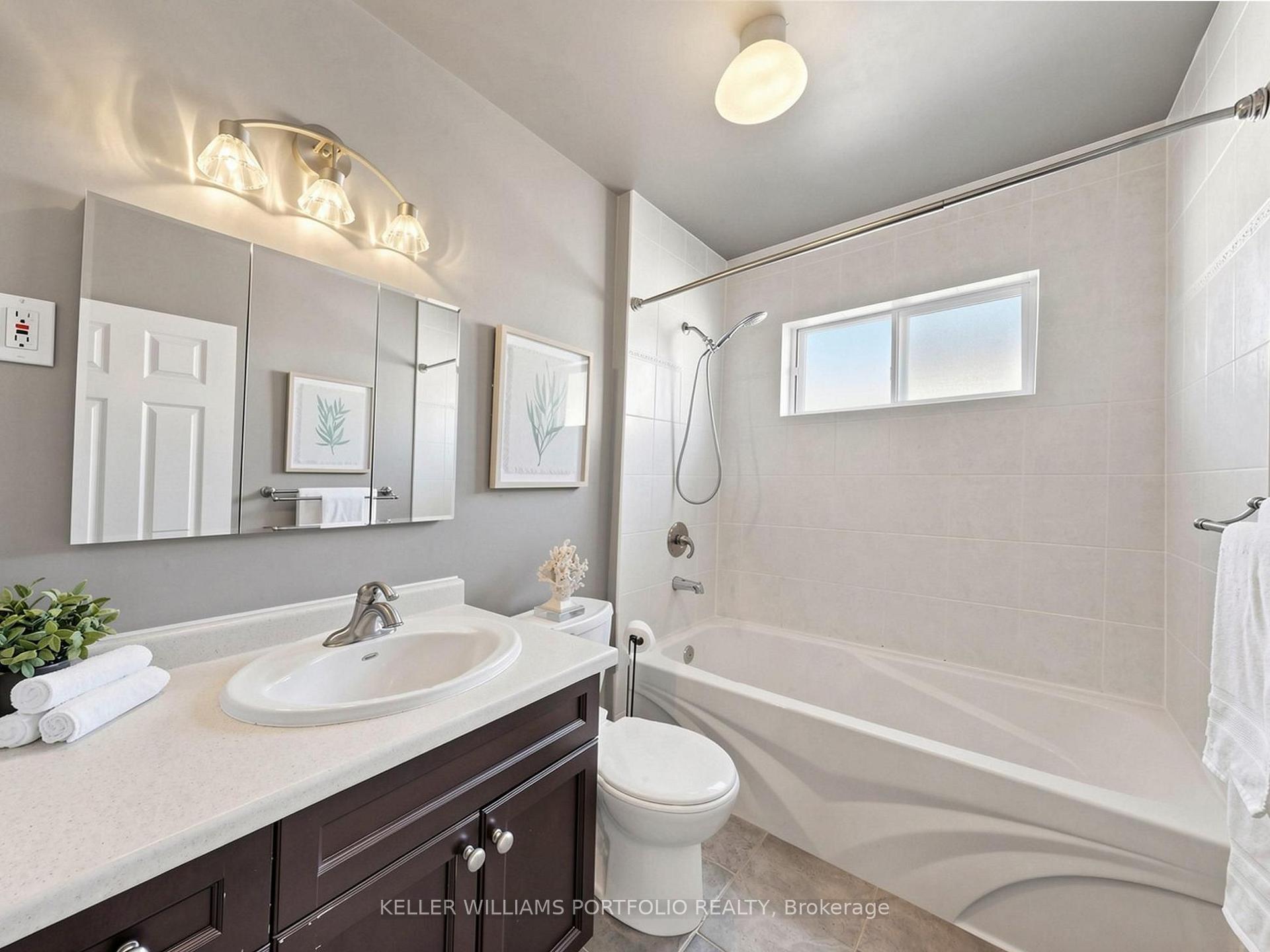 Photo 27 of 48 Hiltz Avenue, Toronto, South Riverdale — HOMEH