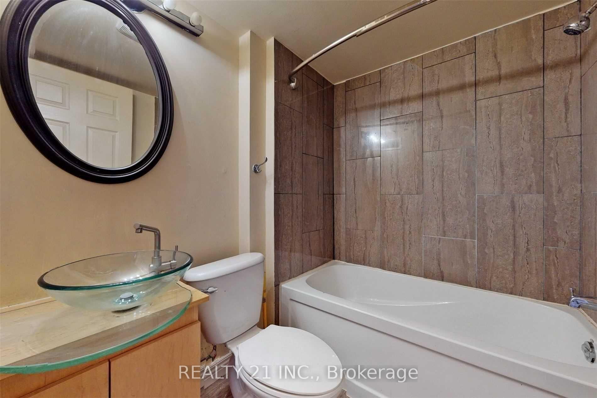 Photo 21 of 270 Linsmore Crescent, Toronto, Danforth Village-East York — HOMEH