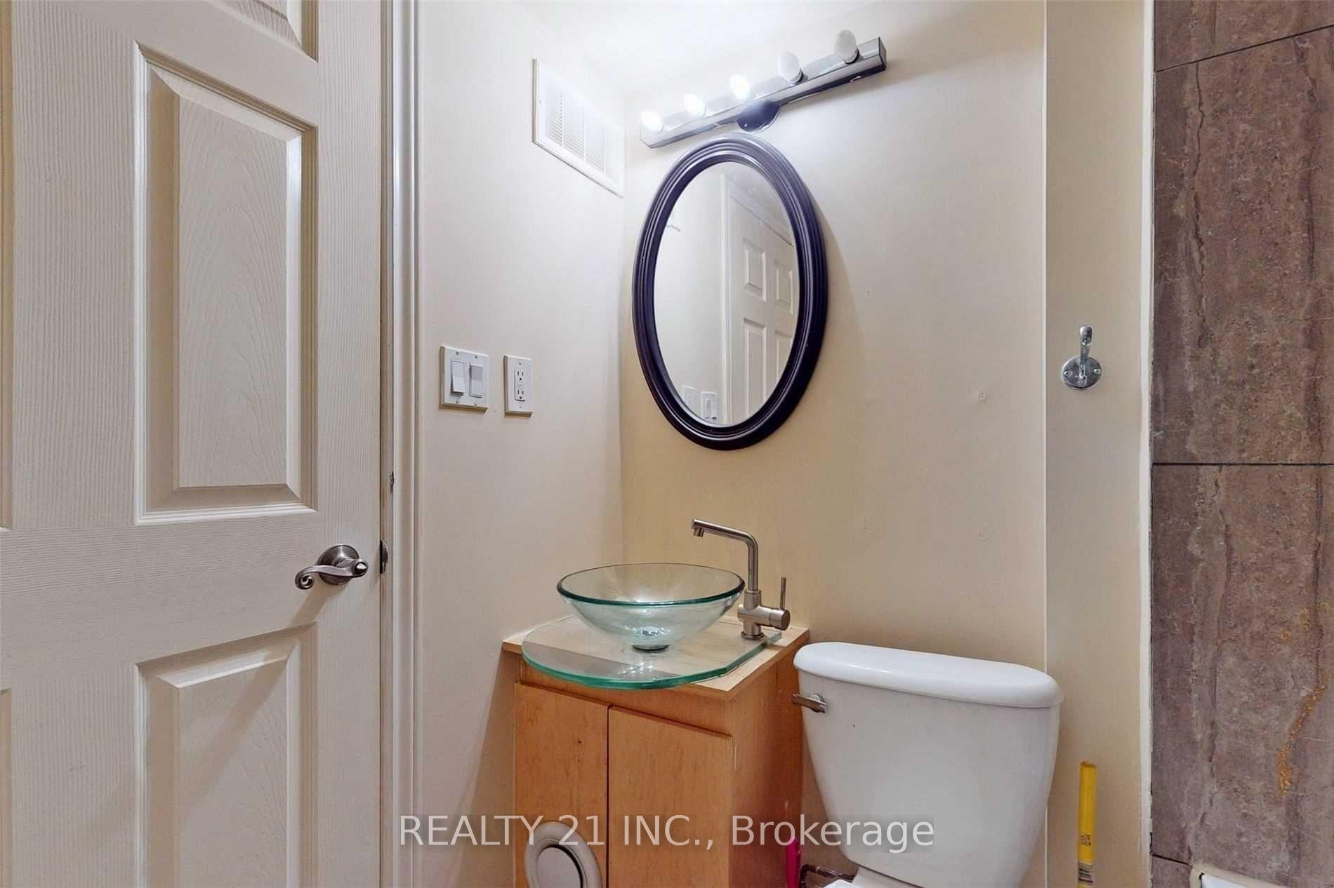 Photo 22 of 270 Linsmore Crescent, Toronto, Danforth Village-East York — HOMEH