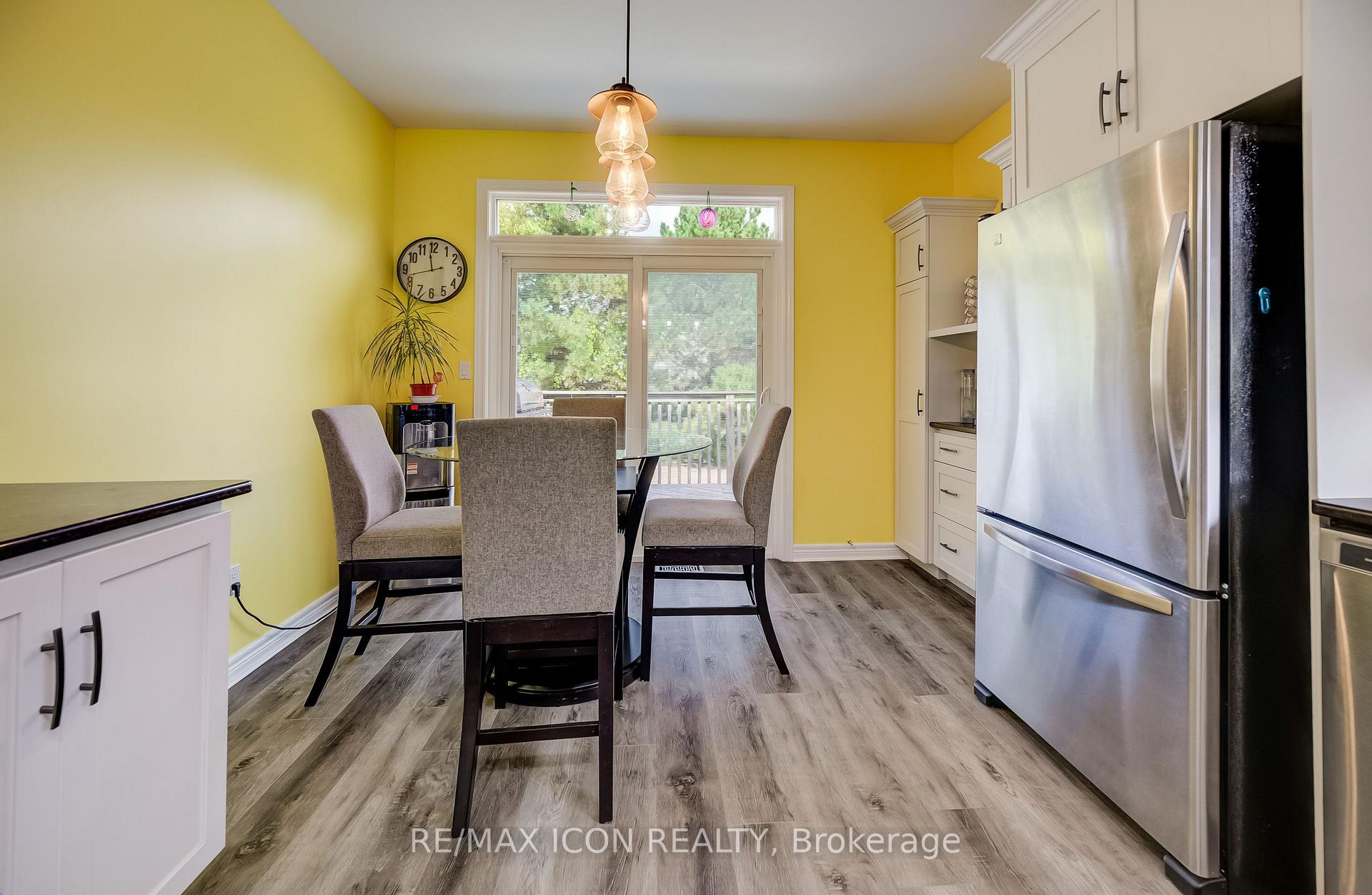 Photo 13 of 17 Kingsley Road, Halton Hills, Acton — HOMEH