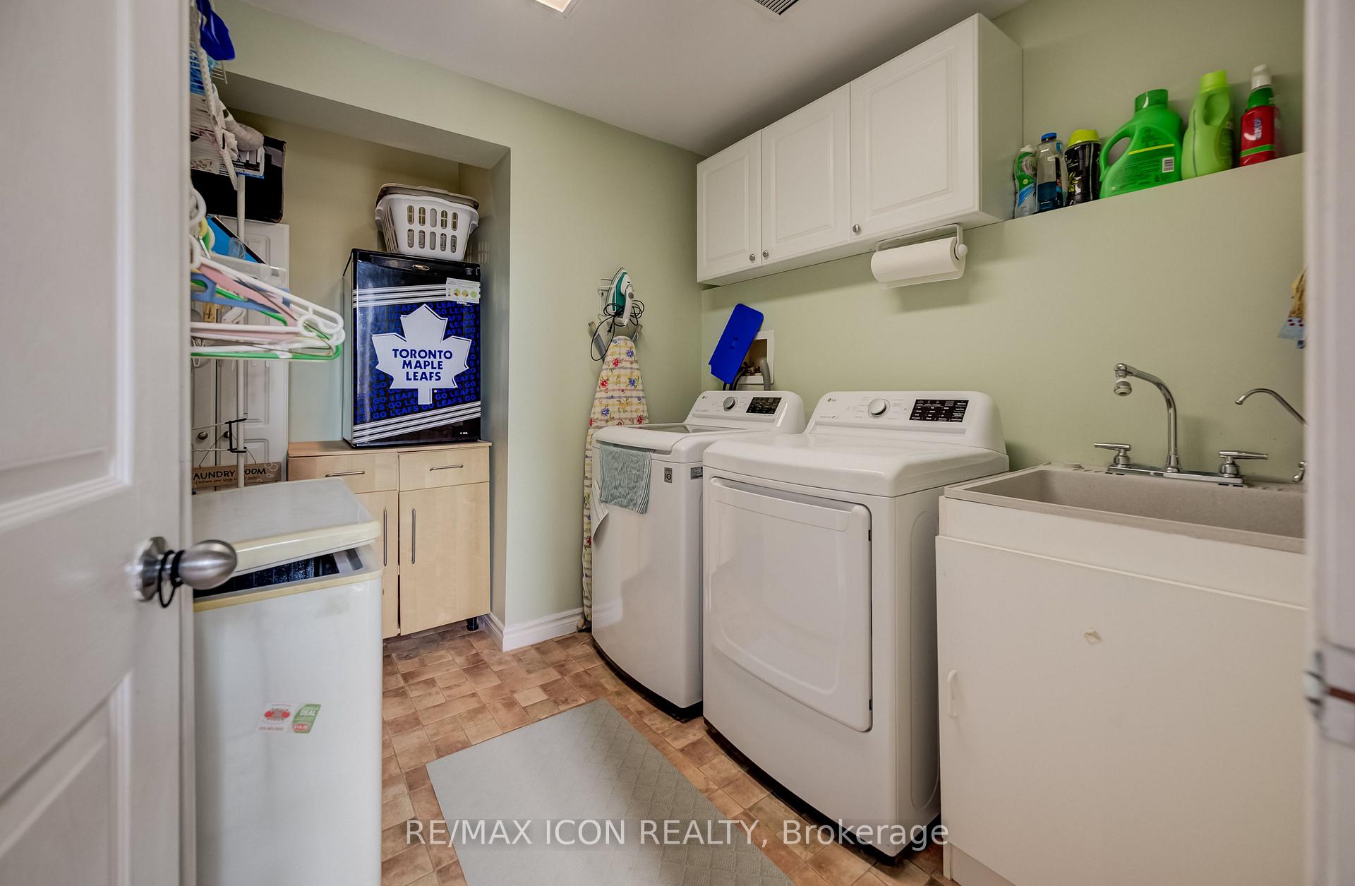 Photo 30 of 17 Kingsley Road, Halton Hills, Acton — HOMEH