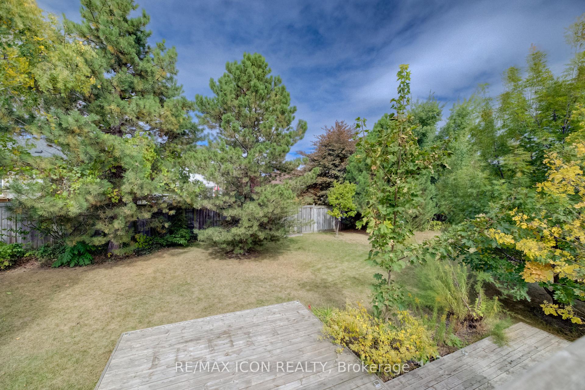 Photo 34 of 17 Kingsley Road, Halton Hills, Acton — HOMEH