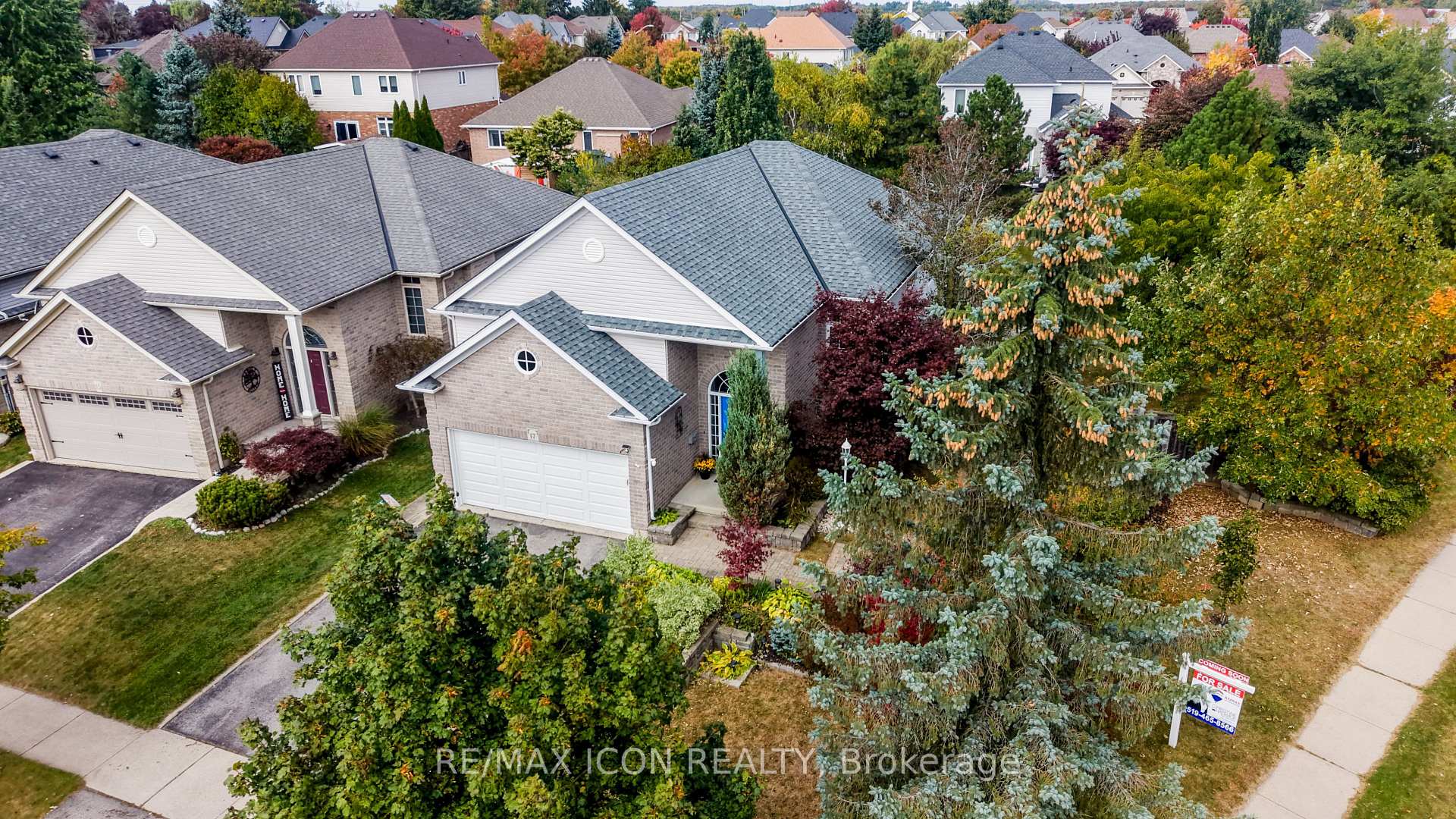 Photo 47 of 17 Kingsley Road, Halton Hills, Acton — HOMEH