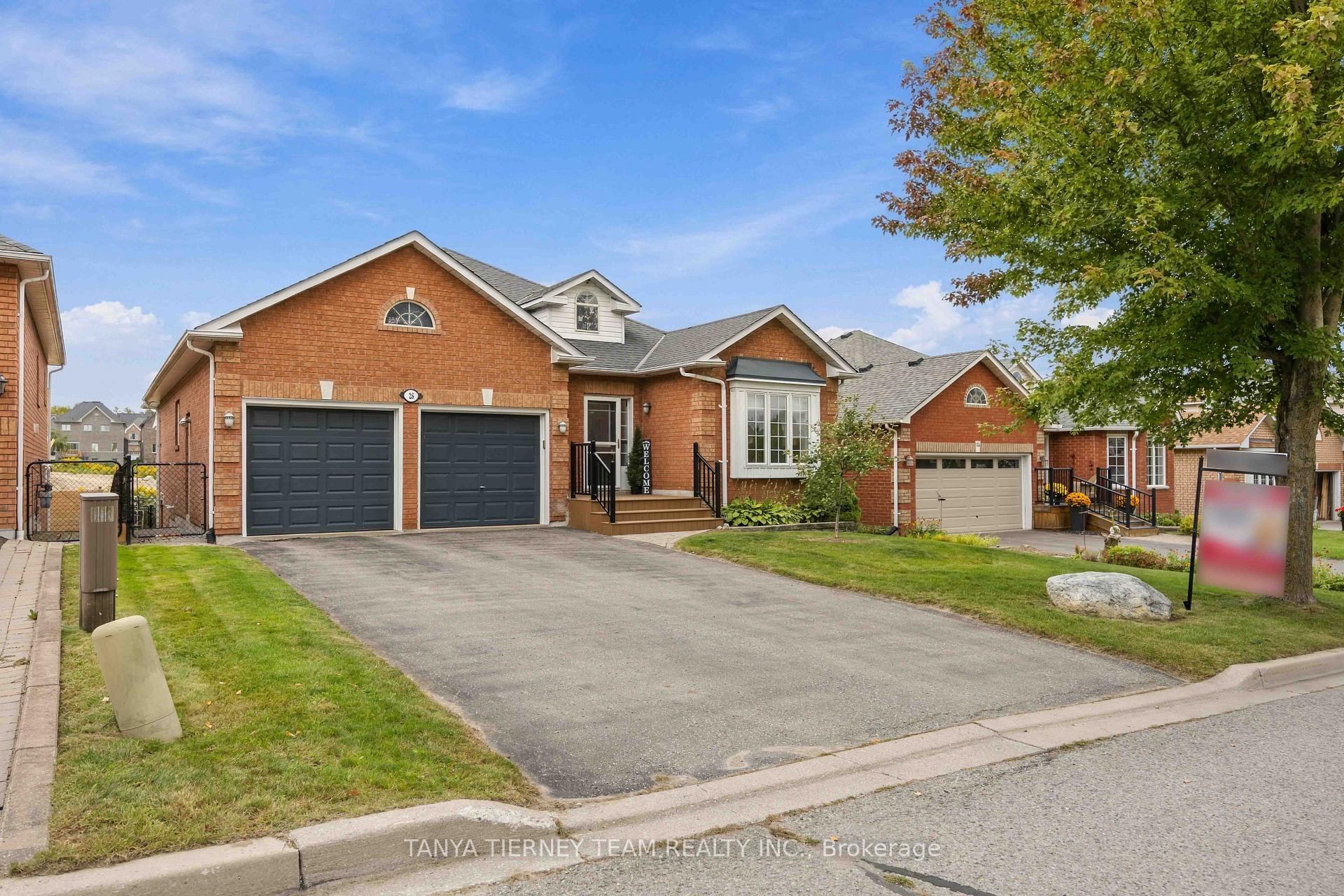 Photo 3 of 28 Perryview Drive, Scugog, Port Perry — HOMEH