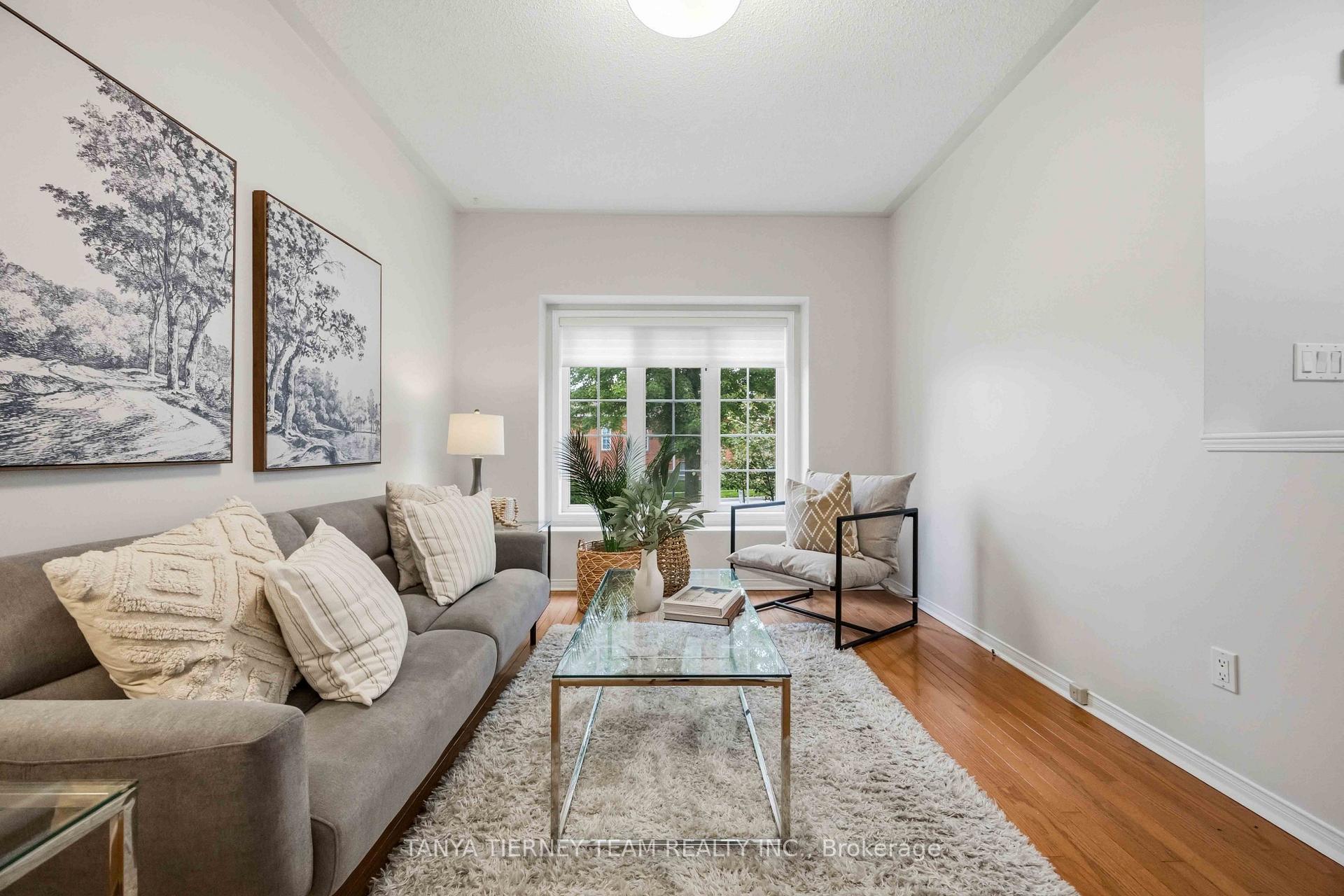 Photo 6 of 28 Perryview Drive, Scugog, Port Perry — HOMEH