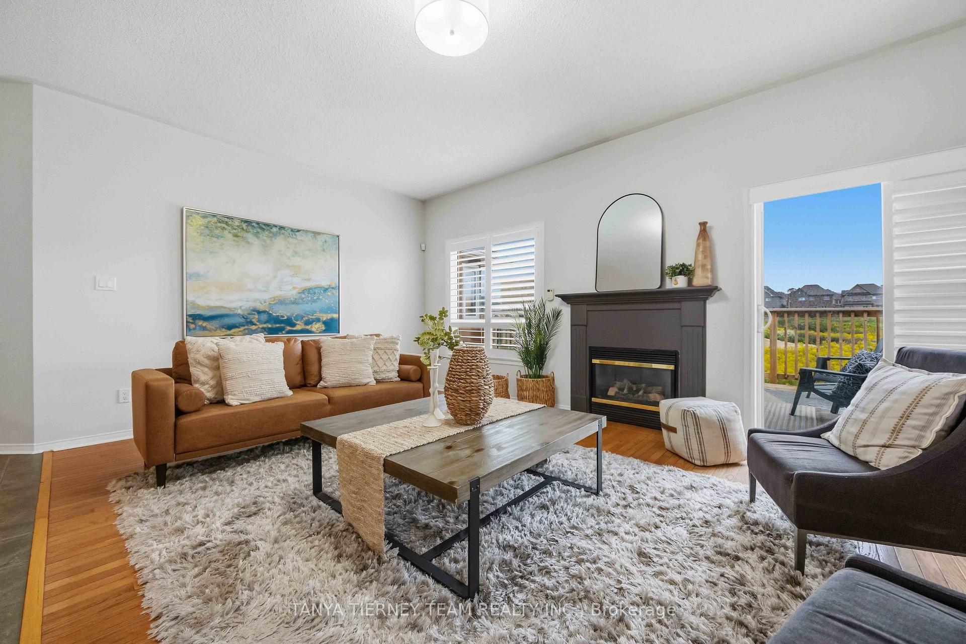 Photo 20 of 28 Perryview Drive, Scugog, Port Perry — HOMEH