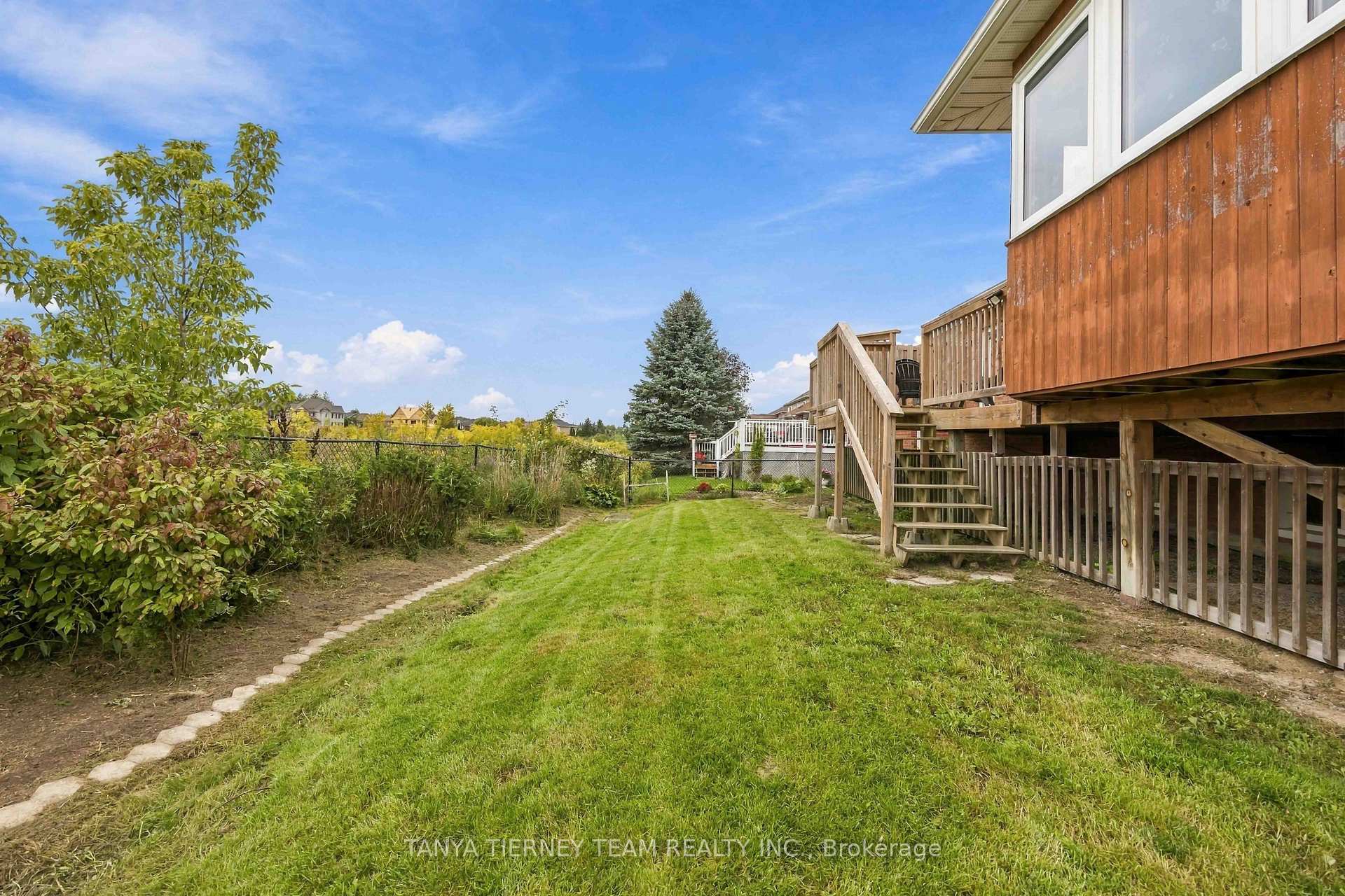 Photo 38 of 28 Perryview Drive, Scugog, Port Perry — HOMEH