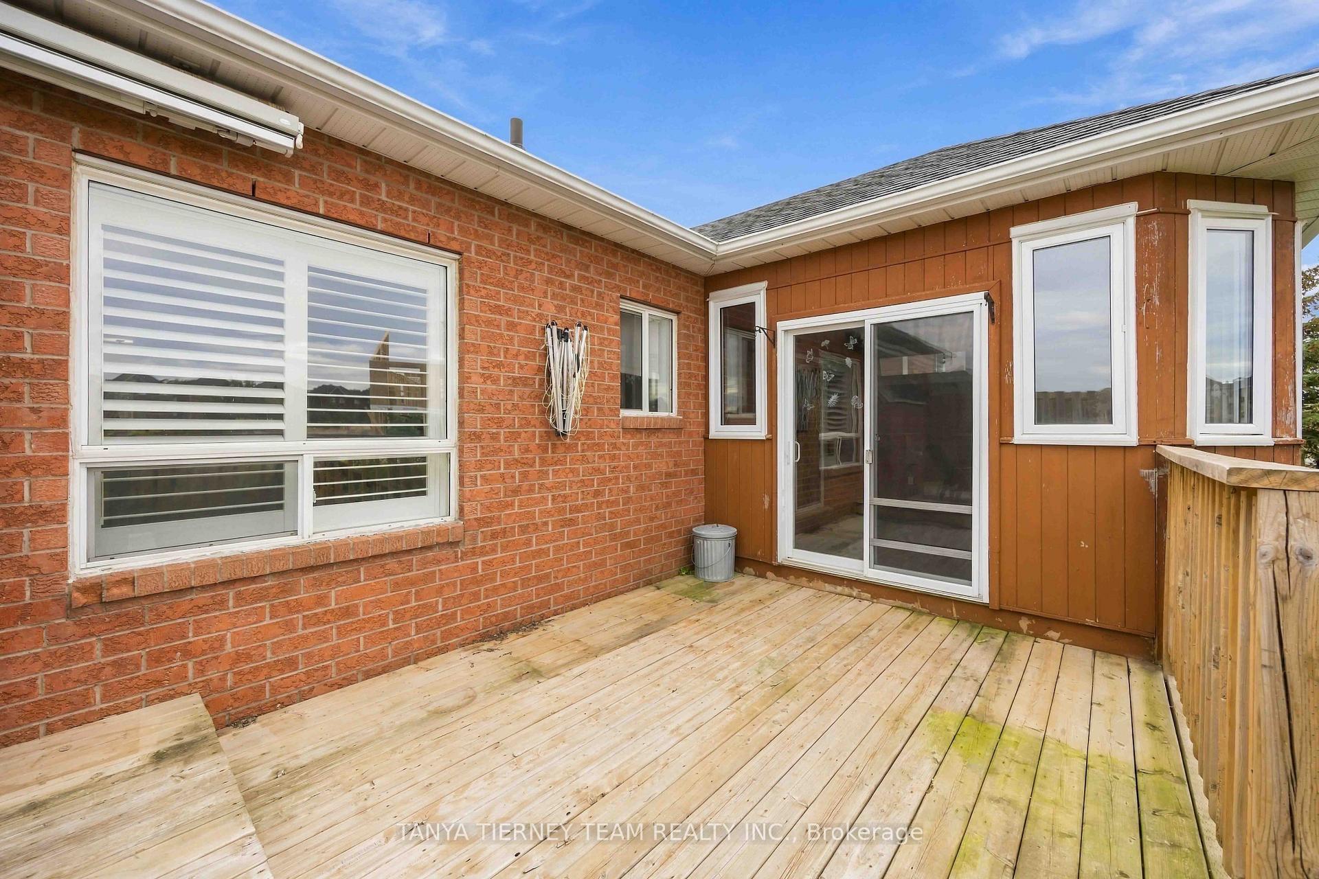 Photo 43 of 28 Perryview Drive, Scugog, Port Perry — HOMEH