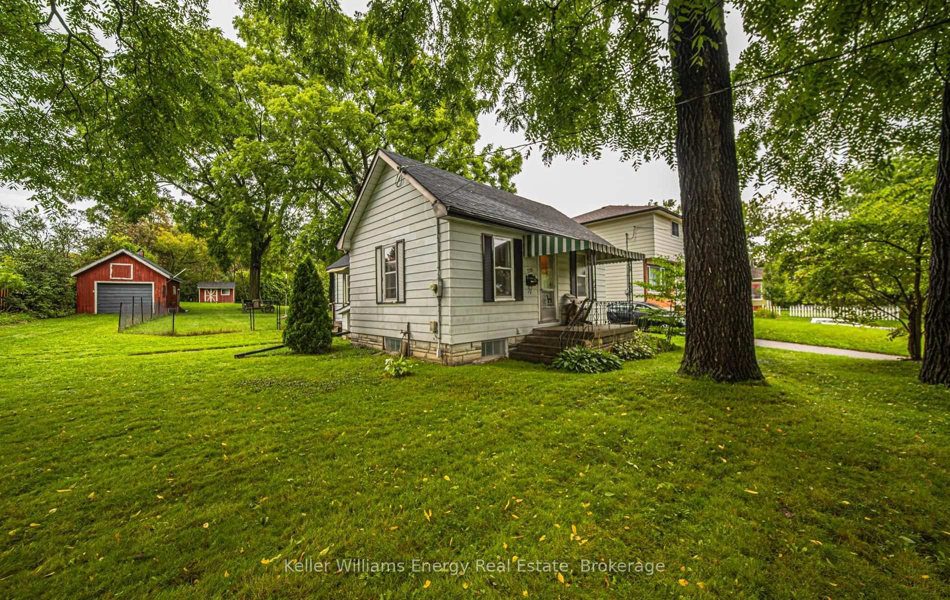 Photo 1 of 220 Thomas Street, Oshawa, Lakeview — HOMEH