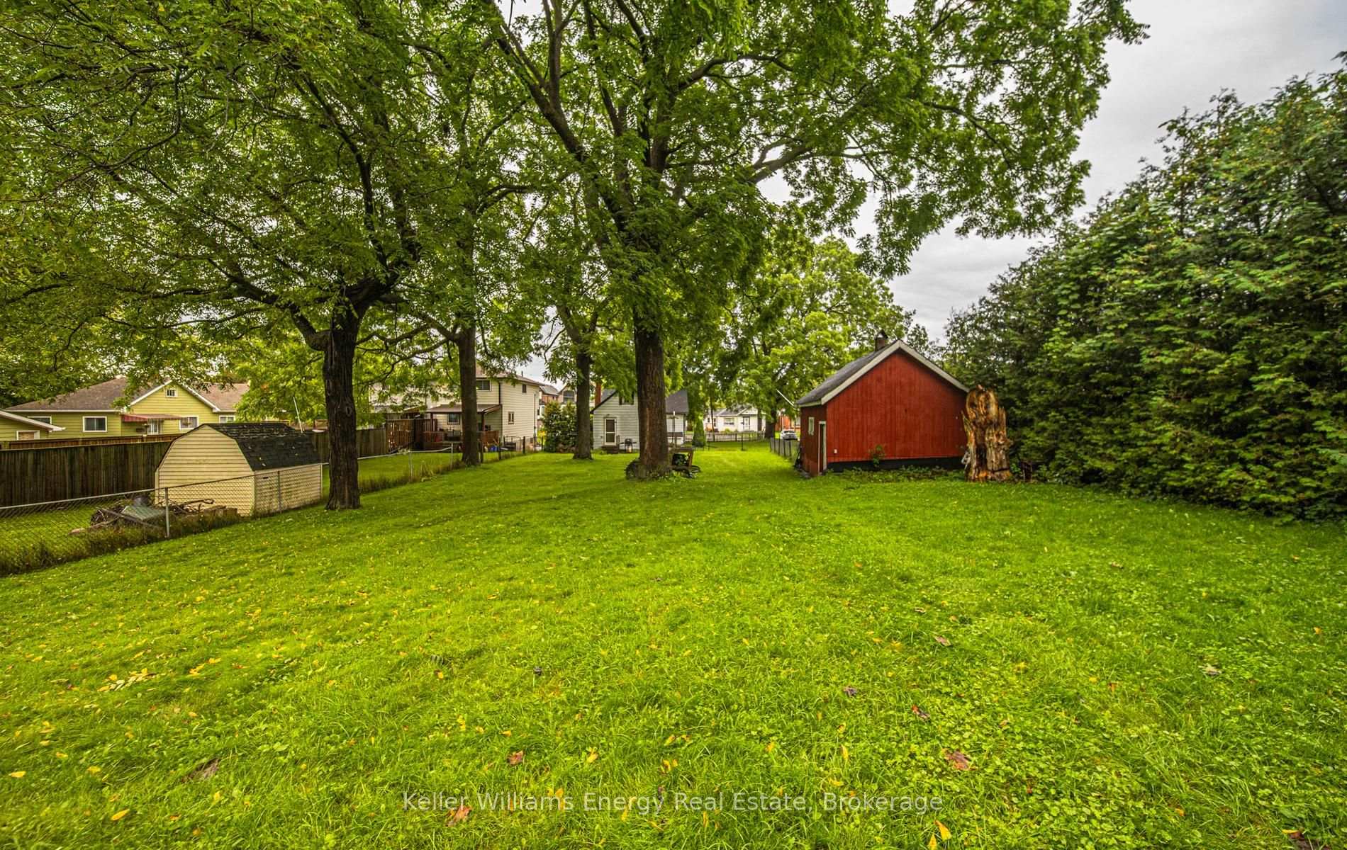 Photo 16 of 220 Thomas Street, Oshawa, Lakeview — HOMEH
