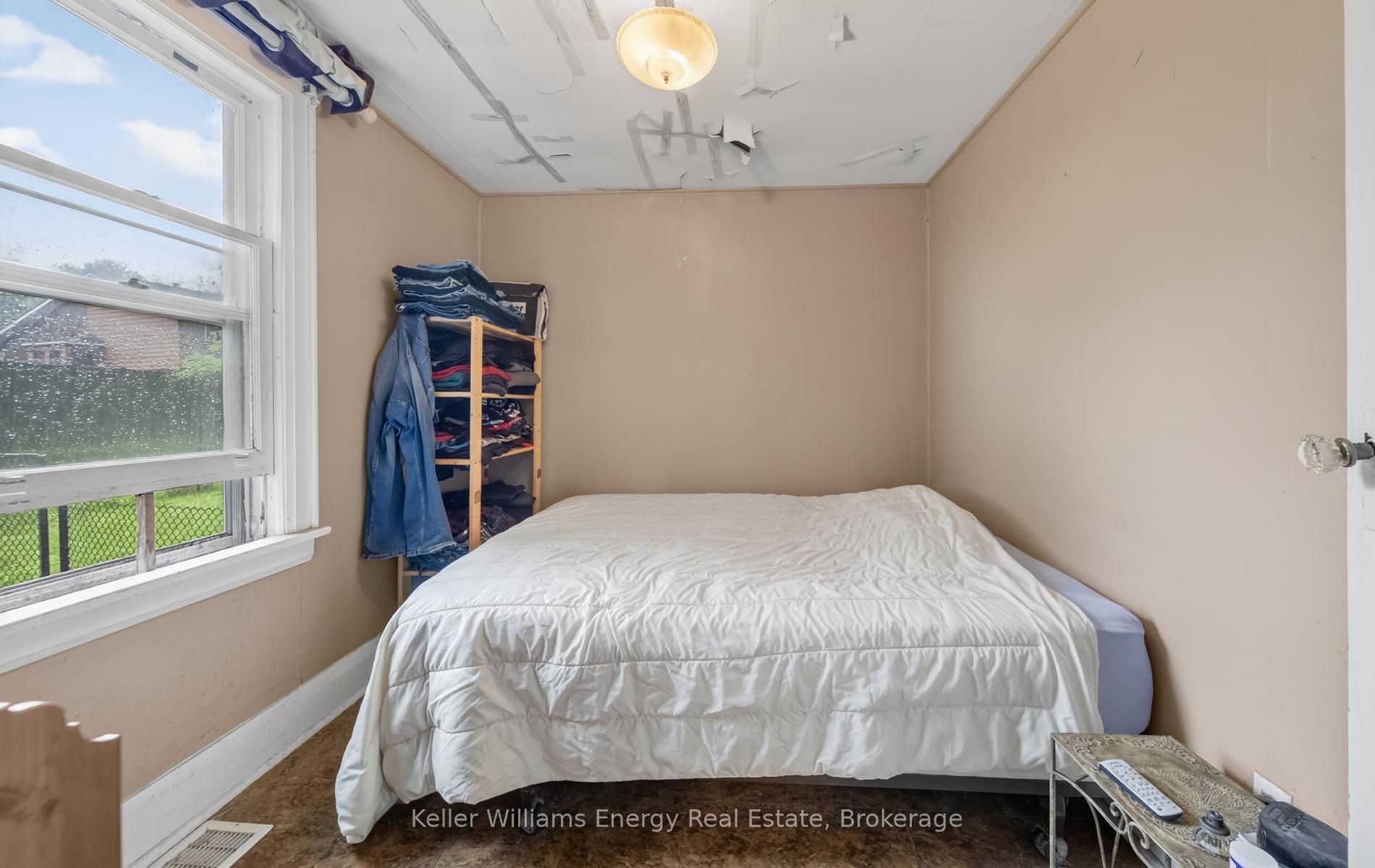 Photo 26 of 220 Thomas Street, Oshawa, Lakeview — HOMEH