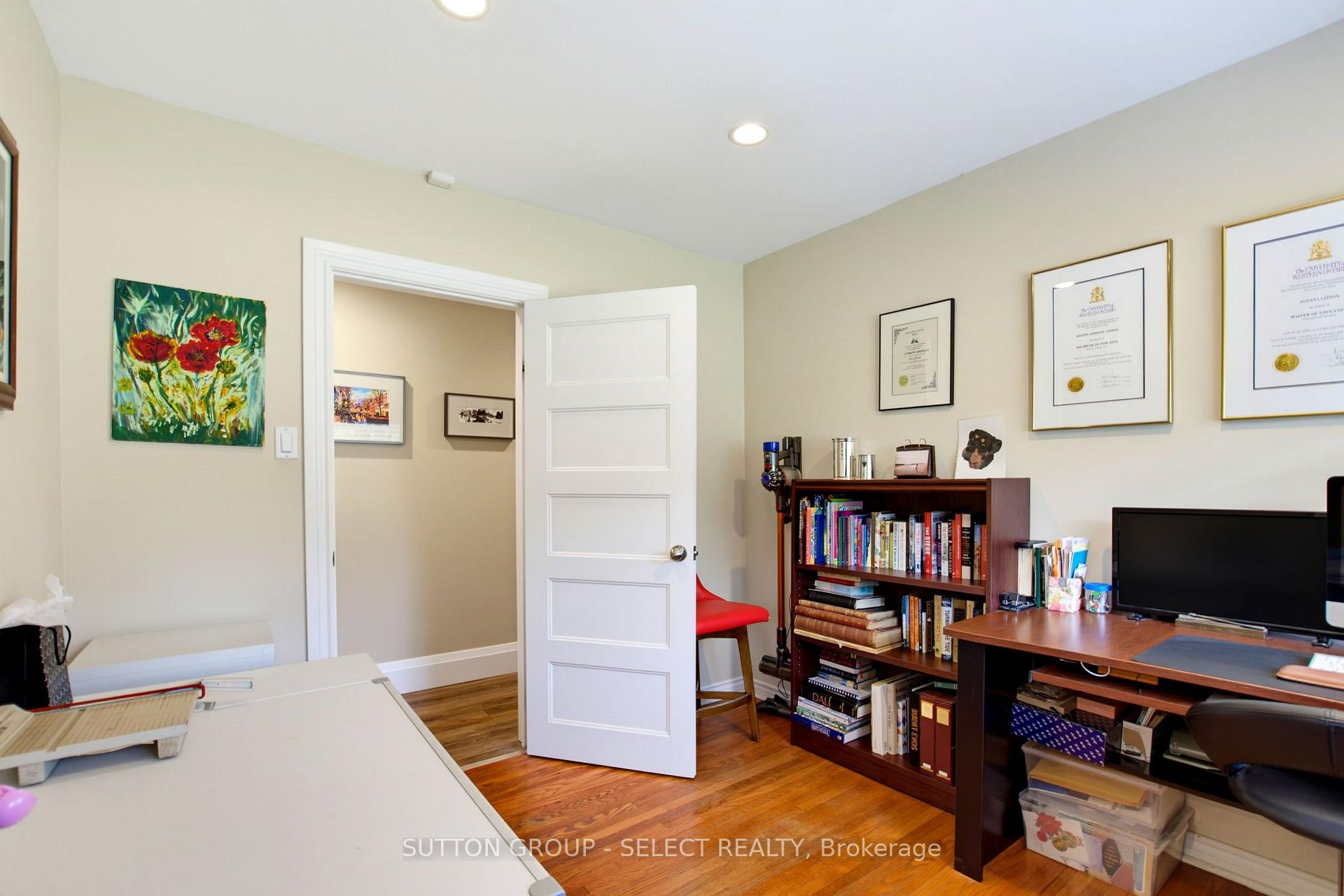 Photo 26 of 61 Daleview Crescent, London, North G — HOMEH