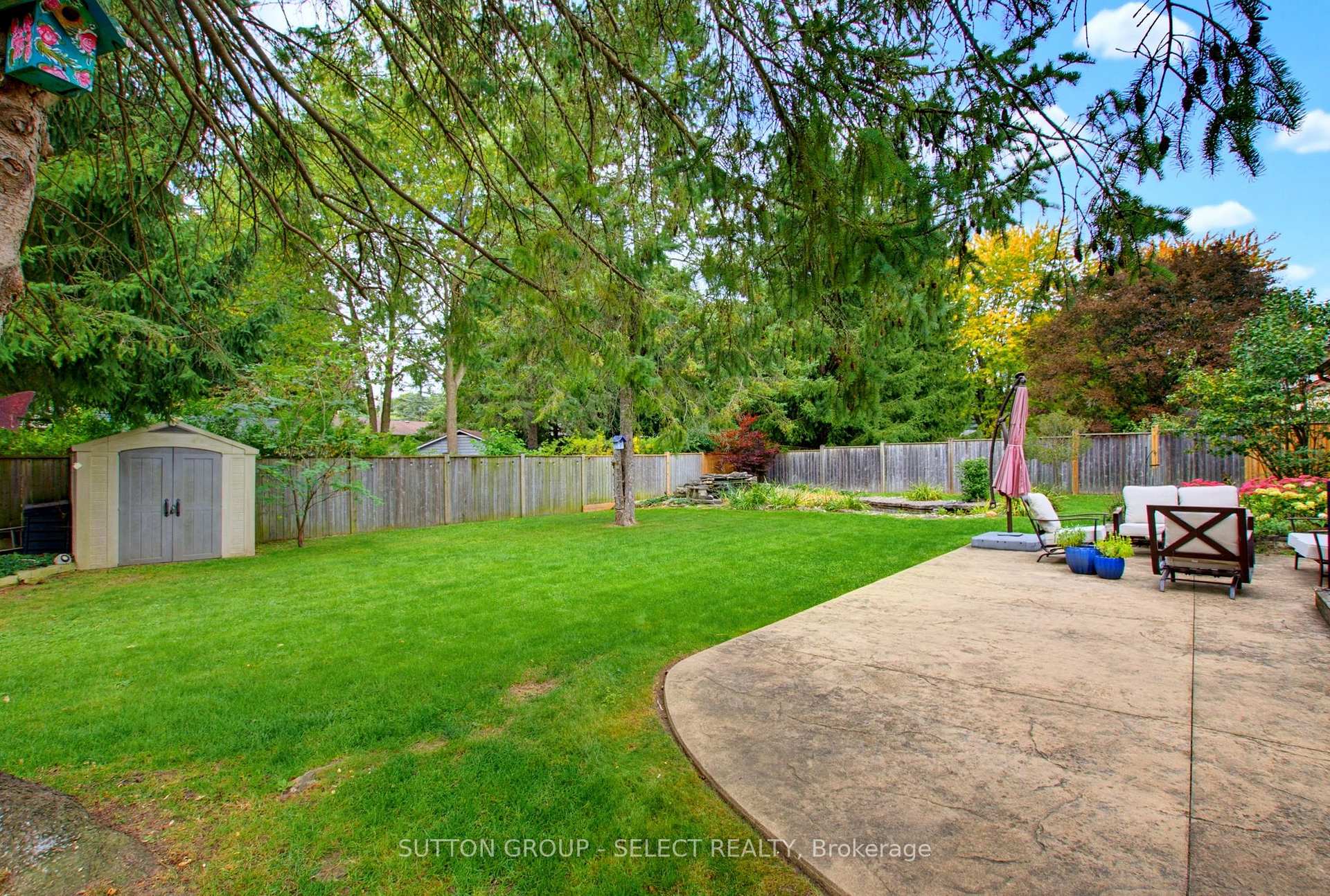 Photo 40 of 61 Daleview Crescent, London, North G — HOMEH