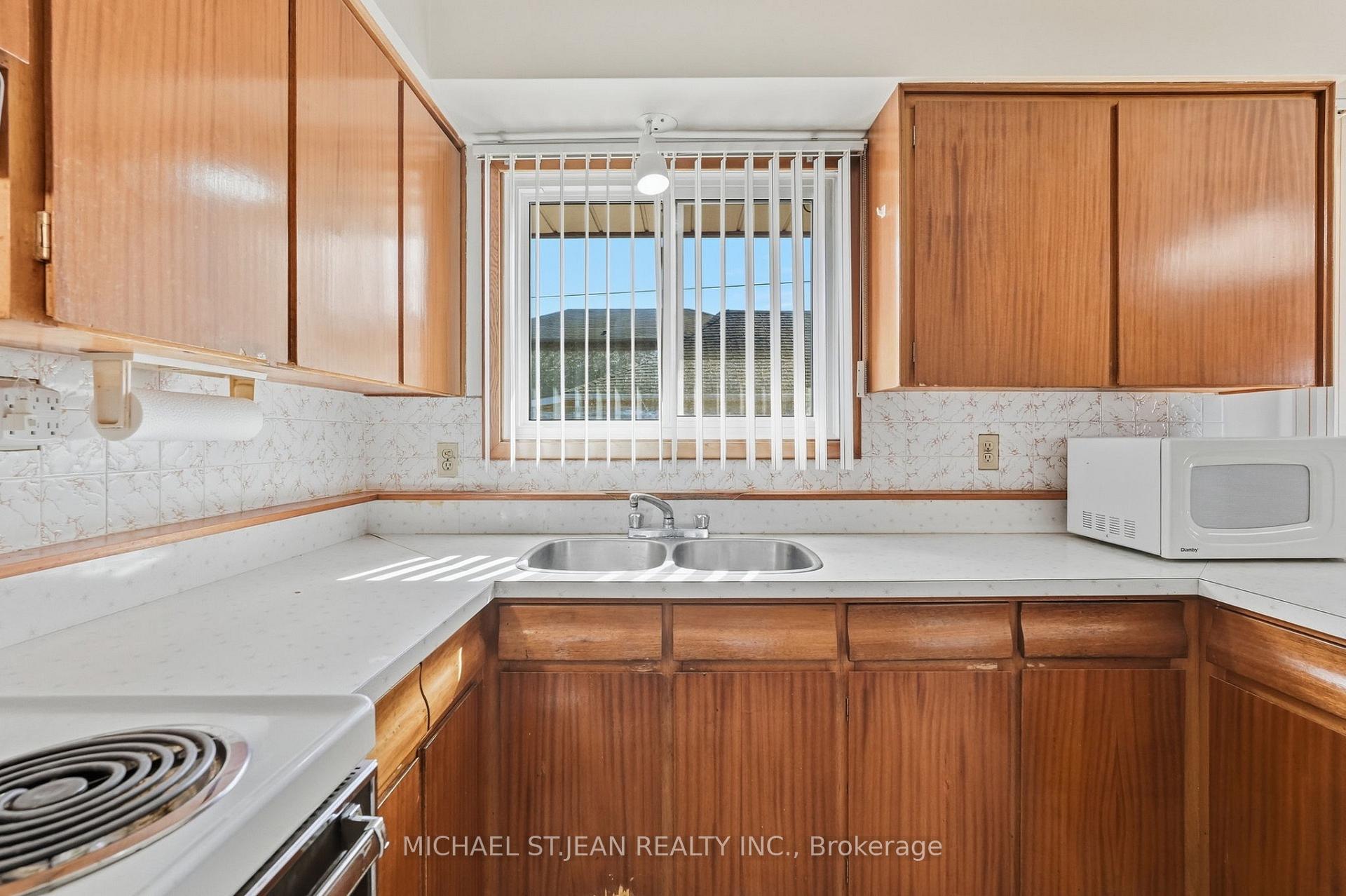 Photo 9 of 234 Normanhurst Avenue, Hamilton, Normanhurst — HOMEH