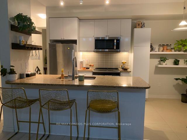 Photo 5 of Unit 320, 39 Annie Craig Drive, Etobicoke, Mimico — HOMEH