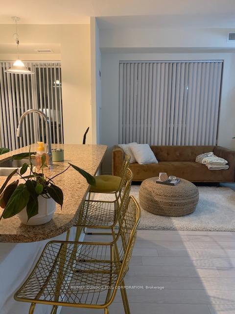 Photo 6 of Unit 320, 39 Annie Craig Drive, Etobicoke, Mimico — HOMEH