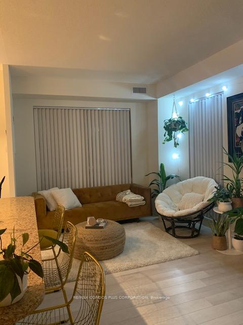 Photo 7 of Unit 320, 39 Annie Craig Drive, Etobicoke, Mimico — HOMEH