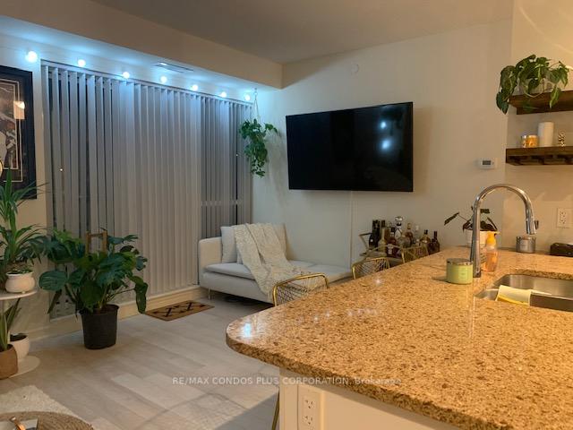 Photo 9 of Unit 320, 39 Annie Craig Drive, Etobicoke, Mimico — HOMEH