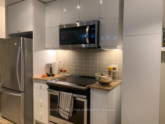 Photo 11 of Unit 320, 39 Annie Craig Drive, Etobicoke, Mimico — HOMEH