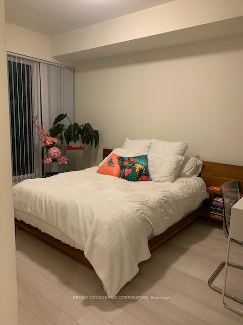 Photo 12 of Unit 320, 39 Annie Craig Drive, Etobicoke, Mimico — HOMEH