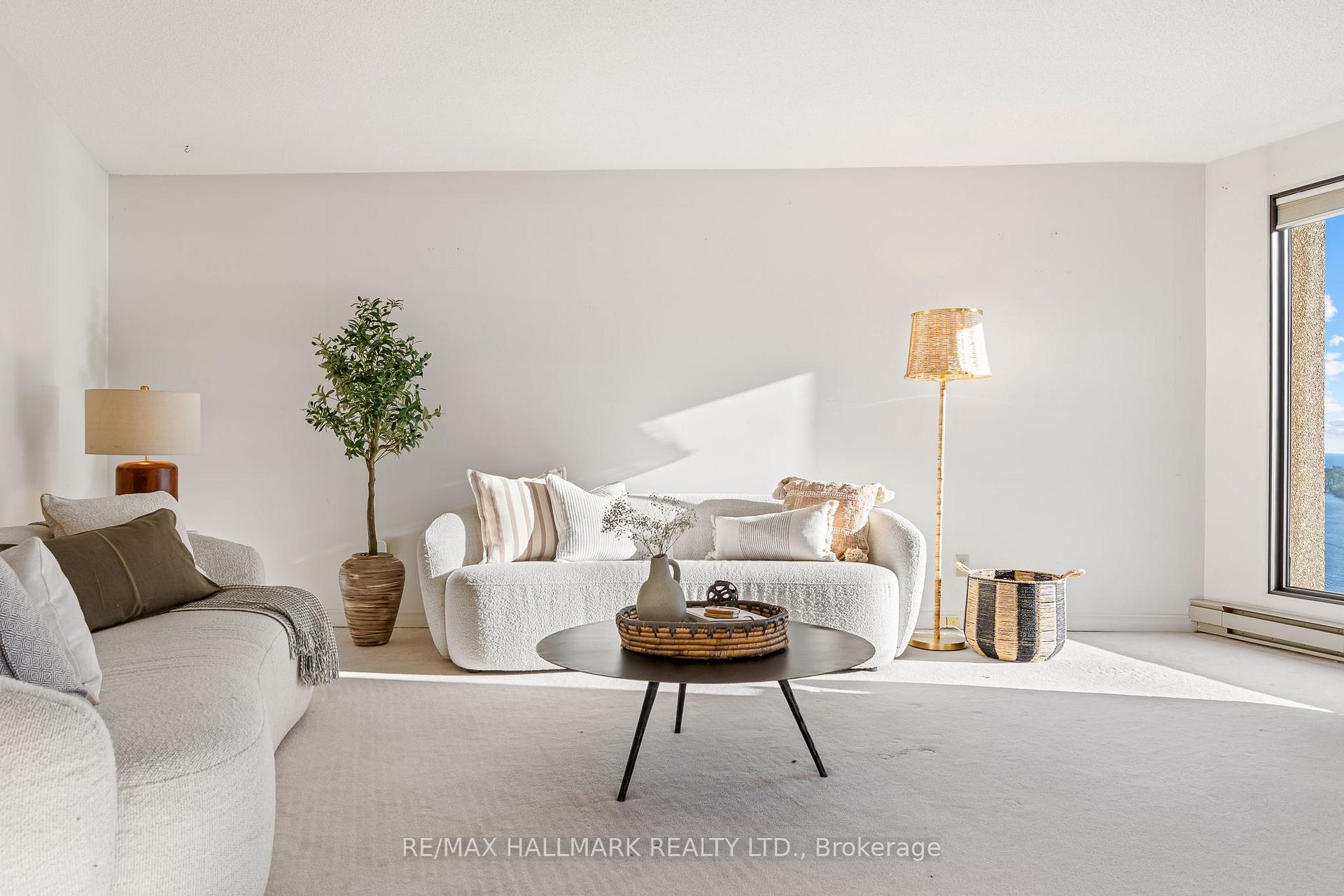 Photo 23 of Unit 2408, 65 Harbour Square, Toronto, Waterfront Communities — HOMEH