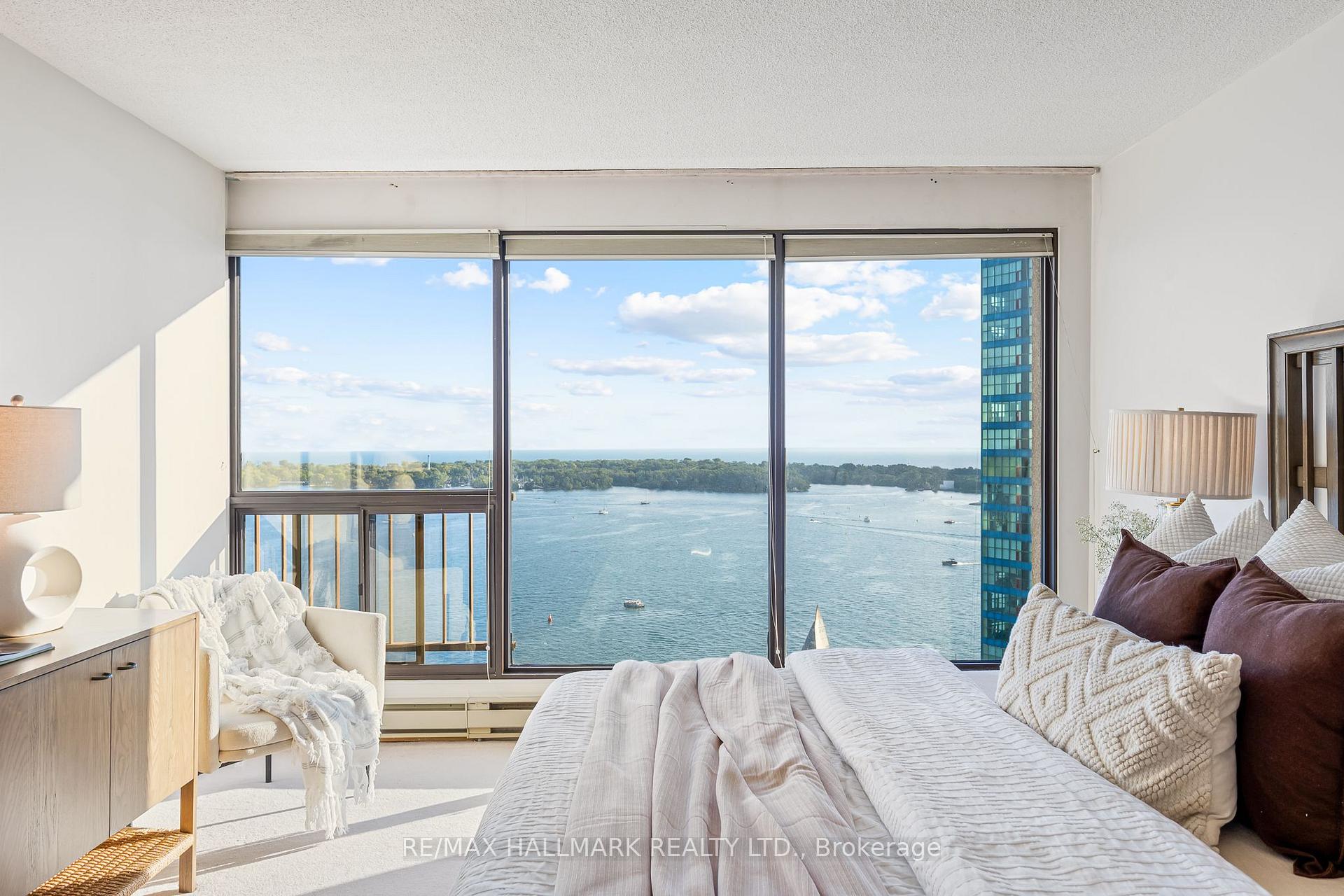 Photo 27 of Unit 2408, 65 Harbour Square, Toronto, Waterfront Communities — HOMEH
