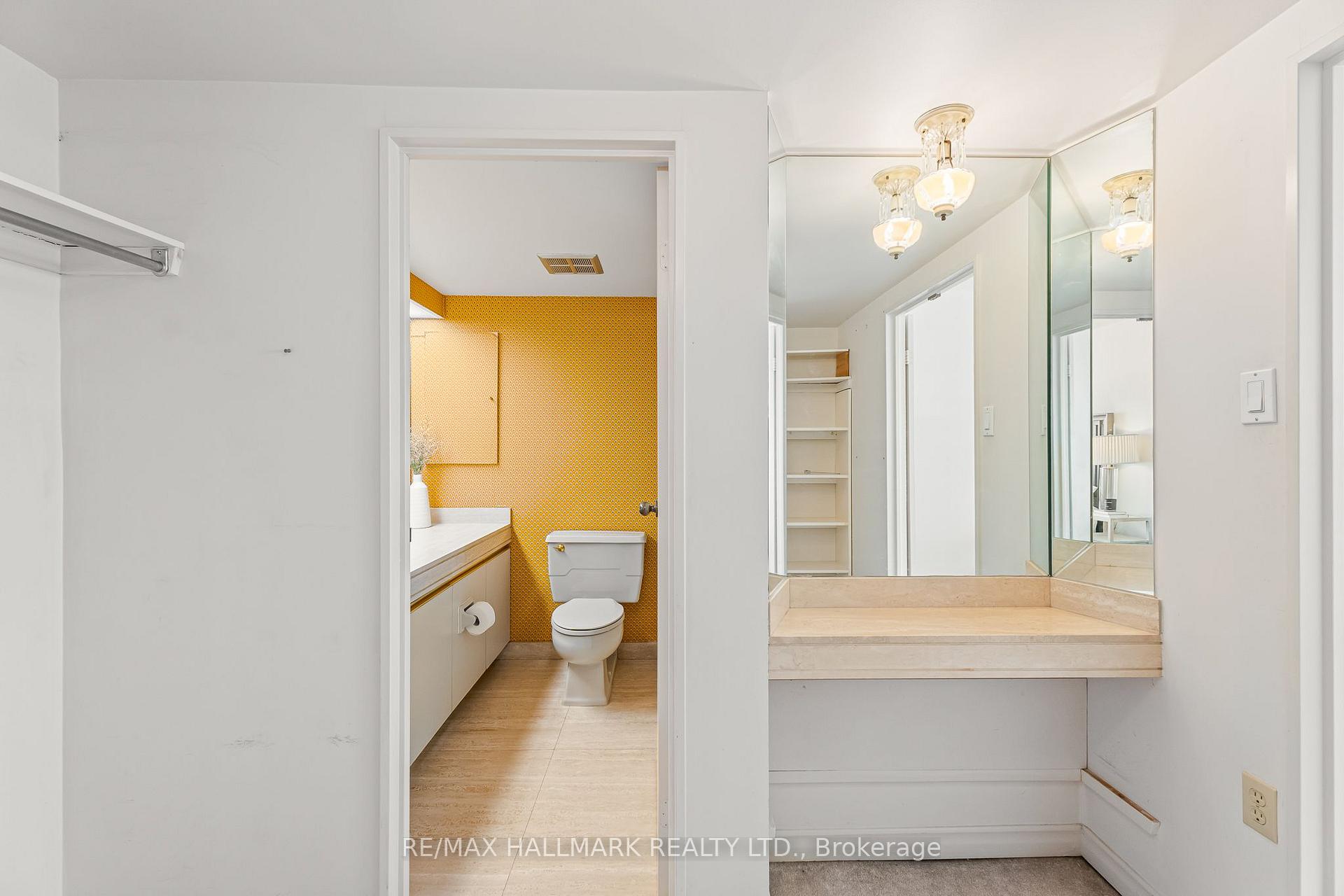 Photo 31 of Unit 2408, 65 Harbour Square, Toronto, Waterfront Communities — HOMEH