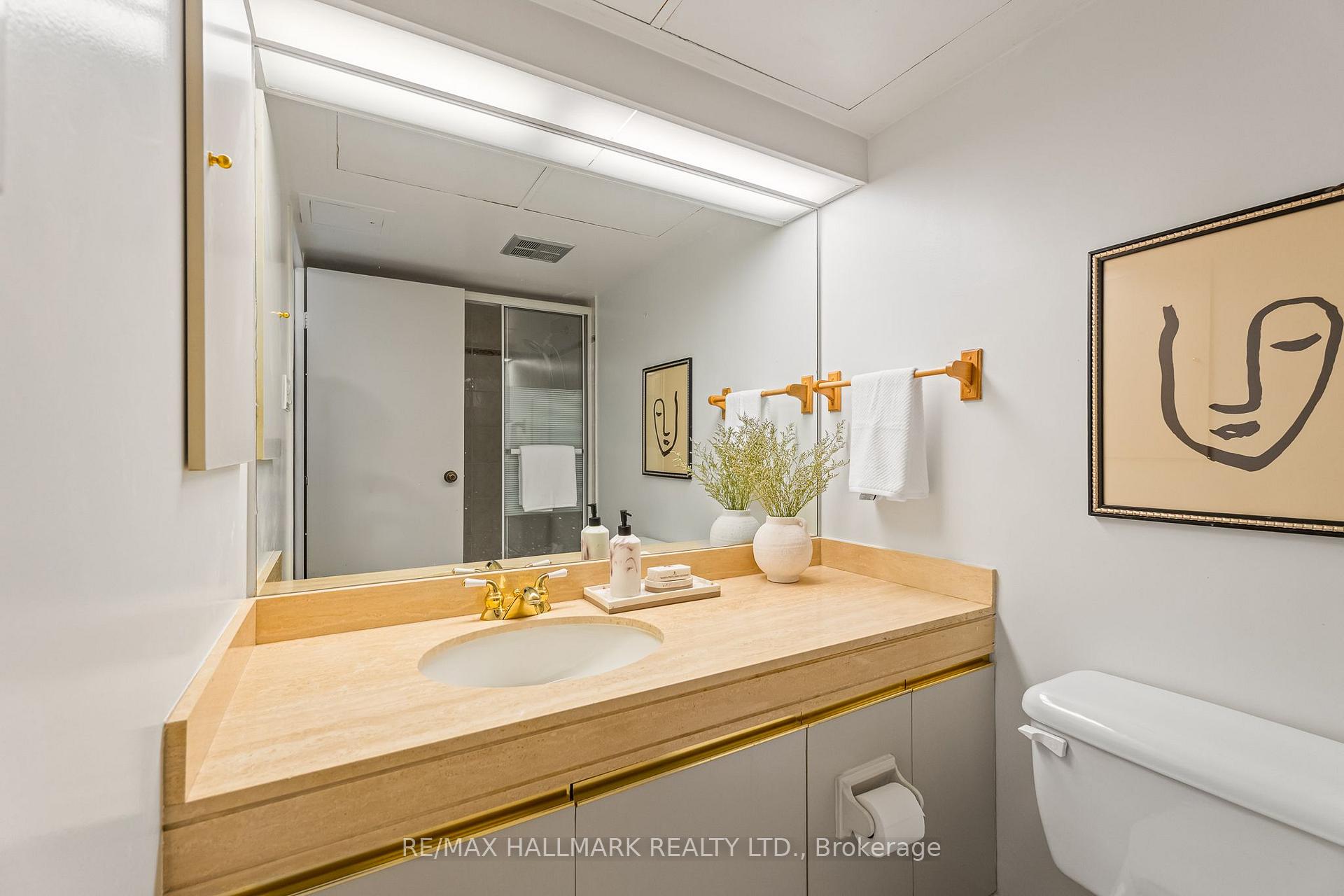 Photo 39 of Unit 2408, 65 Harbour Square, Toronto, Waterfront Communities — HOMEH