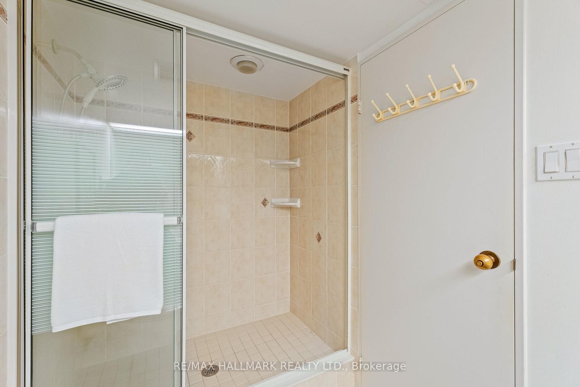 Photo 40 of Unit 2408, 65 Harbour Square, Toronto, Waterfront Communities — HOMEH