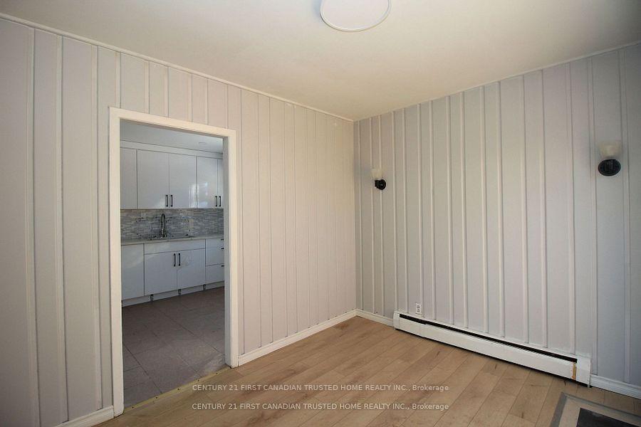 Photo 5 of Unit 1, 627 Commissioners Road E, London, South R — HOMEH