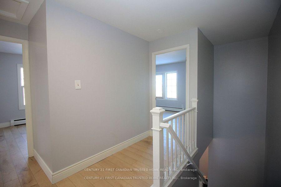 Photo 11 of Unit 1, 627 Commissioners Road E, London, South R — HOMEH