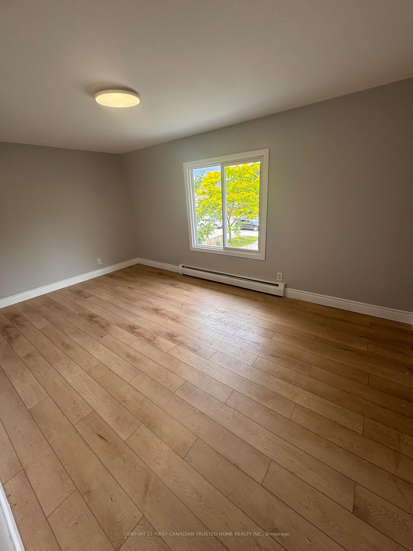Photo 20 of Unit 1, 627 Commissioners Road E, London, South R — HOMEH