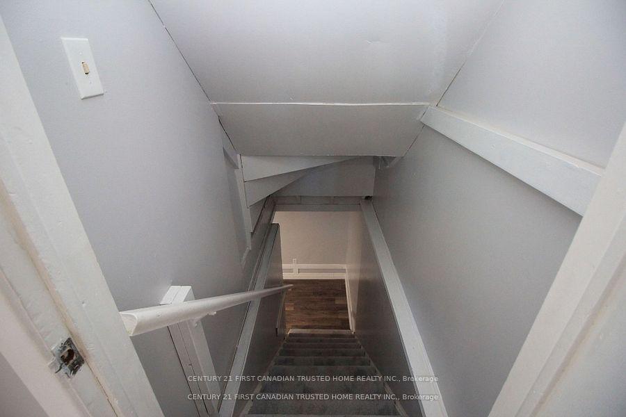 Photo 22 of Unit 1, 627 Commissioners Road E, London, South R — HOMEH
