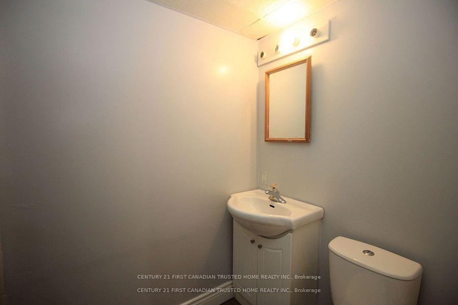 Photo 23 of Unit 1, 627 Commissioners Road E, London, South R — HOMEH