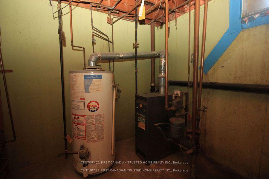 Photo 27 of Unit 1, 627 Commissioners Road E, London, South R — HOMEH