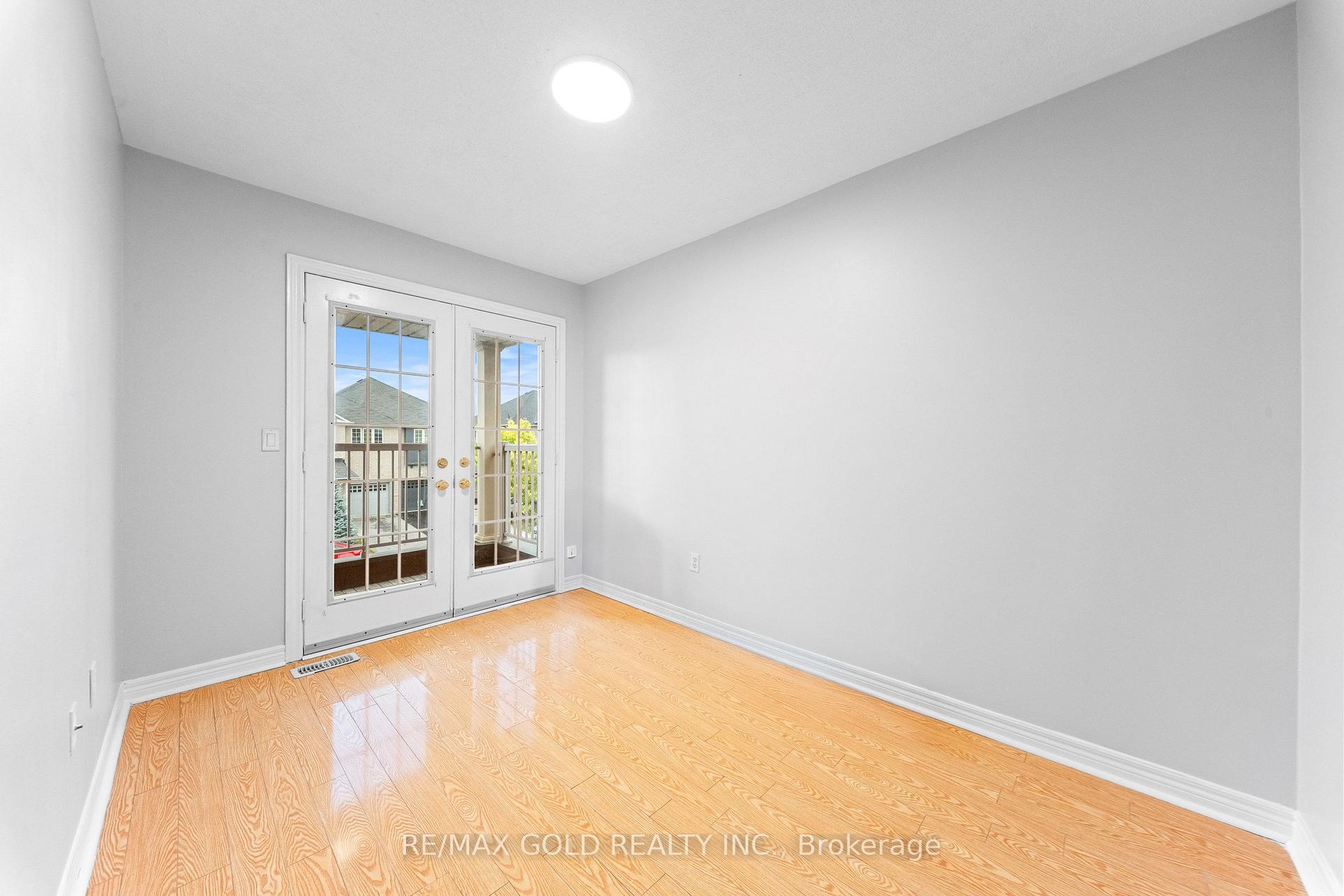 Photo 14 of 70 Crystalview Crescent, Brampton, Bram East — HOMEH