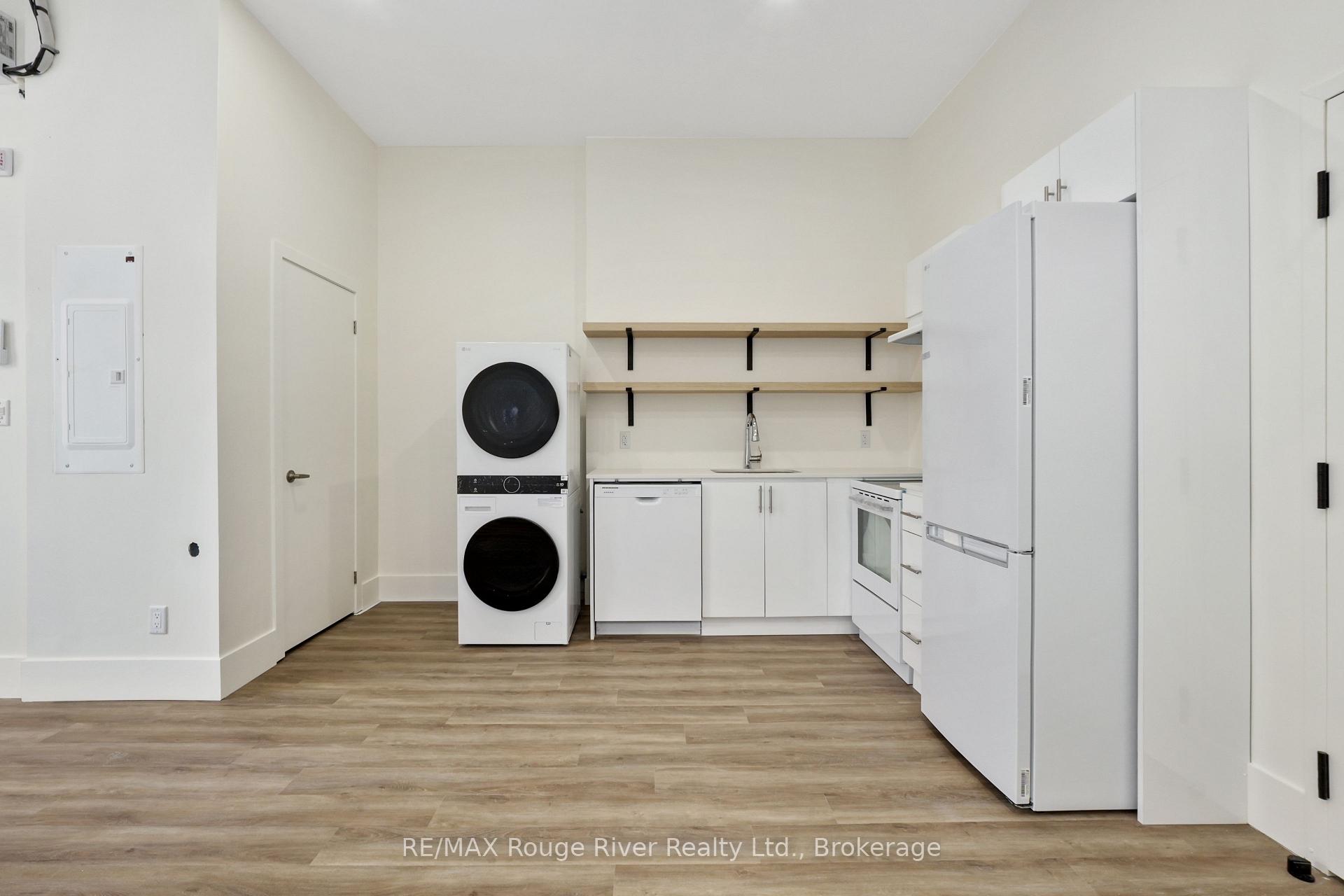 Photo 4 of Unit 203, 29a King Street W, Cobourg — HOMEH