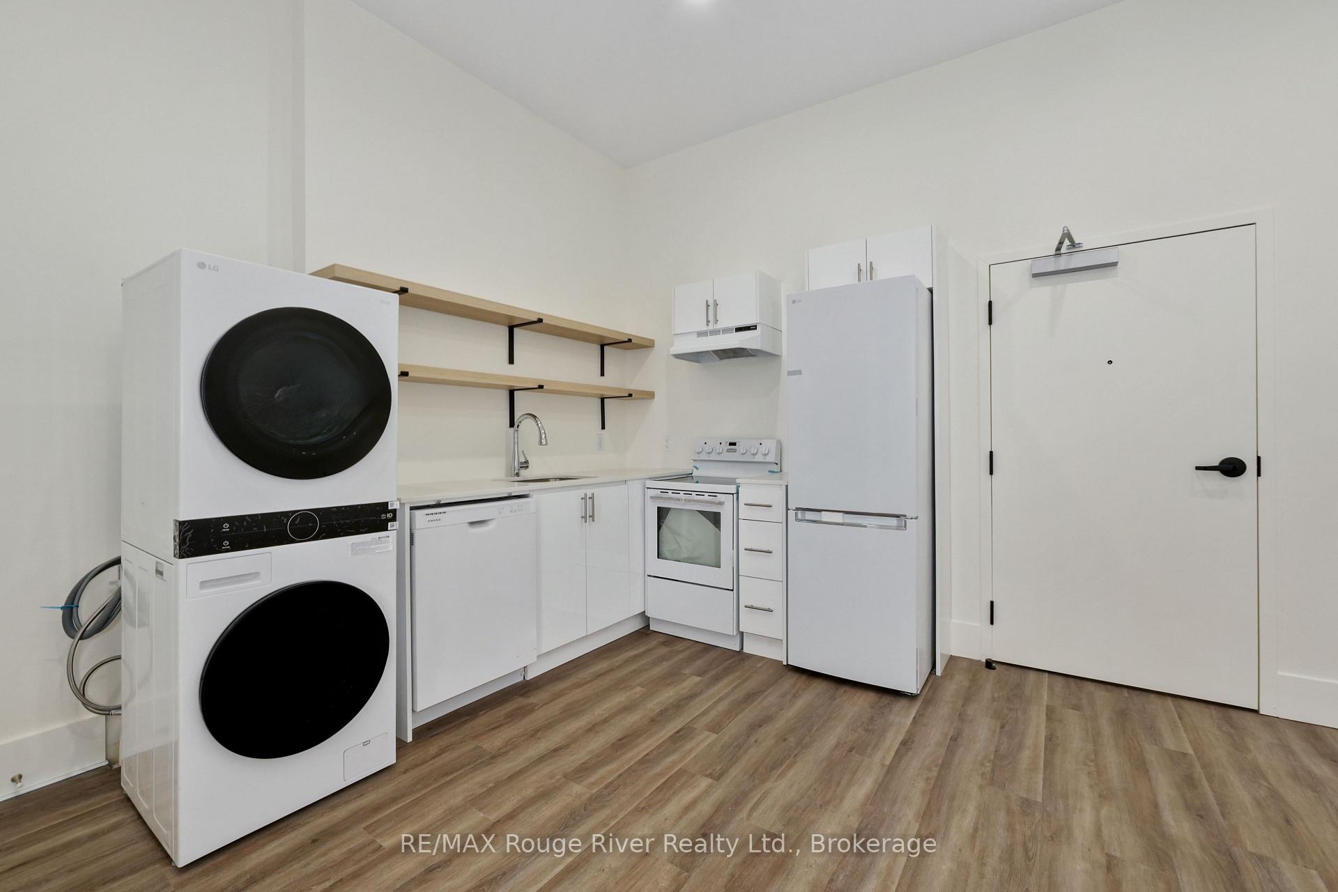Photo 5 of Unit 203, 29a King Street W, Cobourg — HOMEH