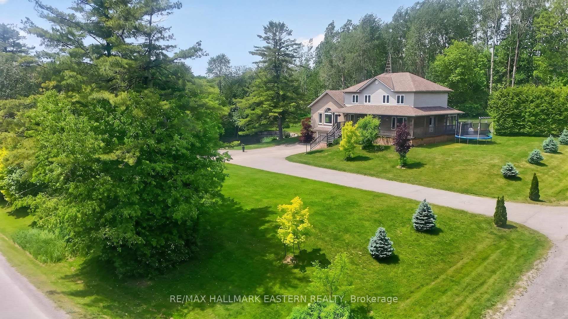 Photo 2 of 4038 Spring Road, Hamilton Township, Rural Hamilton — HOMEH