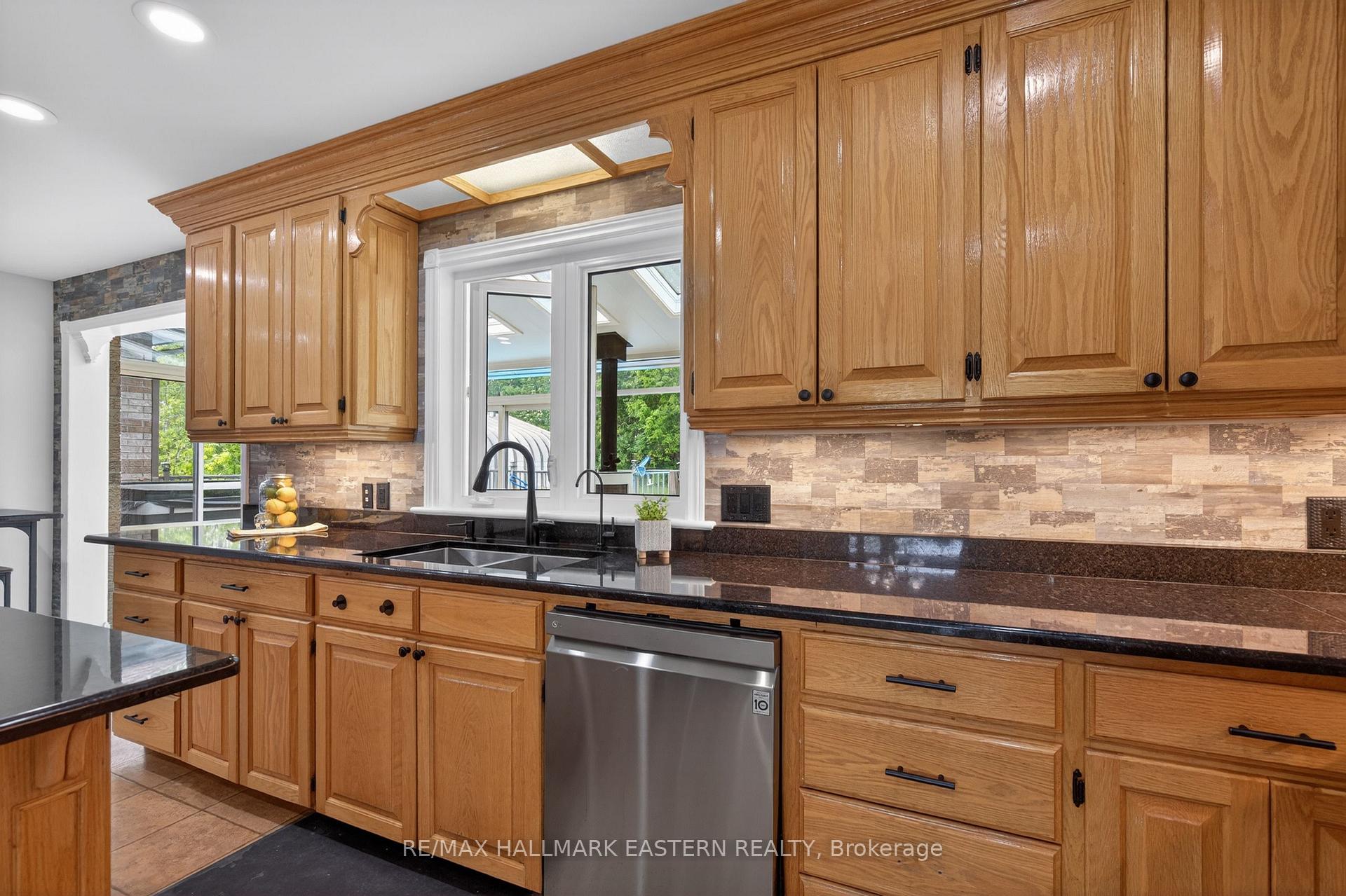 Photo 11 of 4038 Spring Road, Hamilton Township, Rural Hamilton — HOMEH