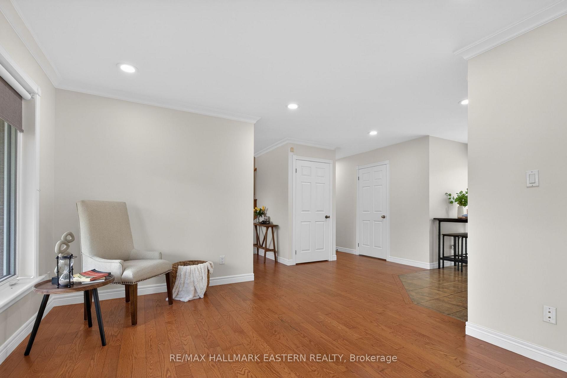 Photo 17 of 4038 Spring Road, Hamilton Township, Rural Hamilton — HOMEH