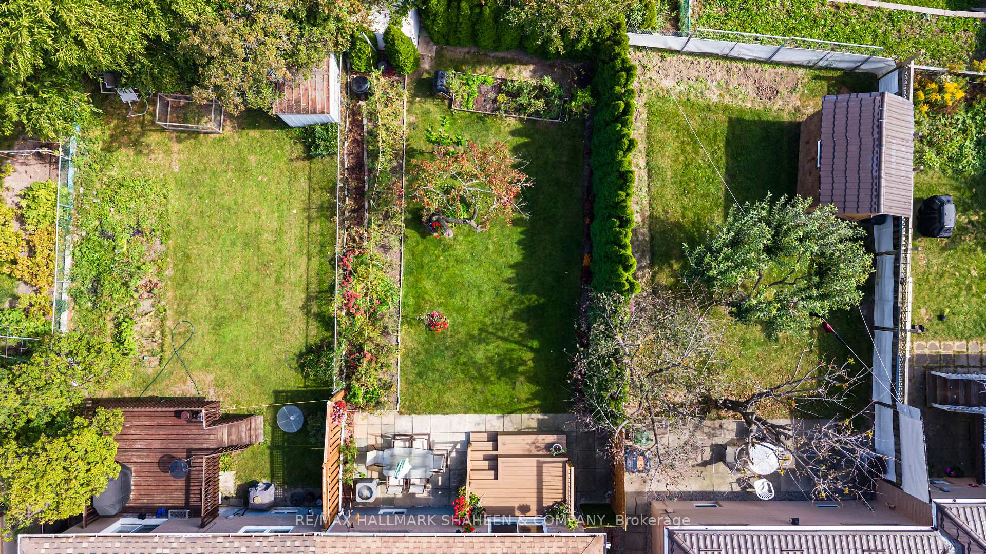 Photo 9 of 44 Elise Terrace, North York, Newtonbrook West — HOMEH